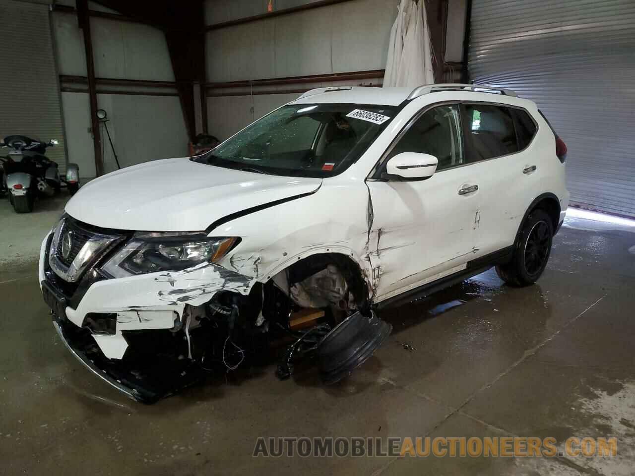 KNMAT2MV3JP562870 NISSAN ROGUE 2018