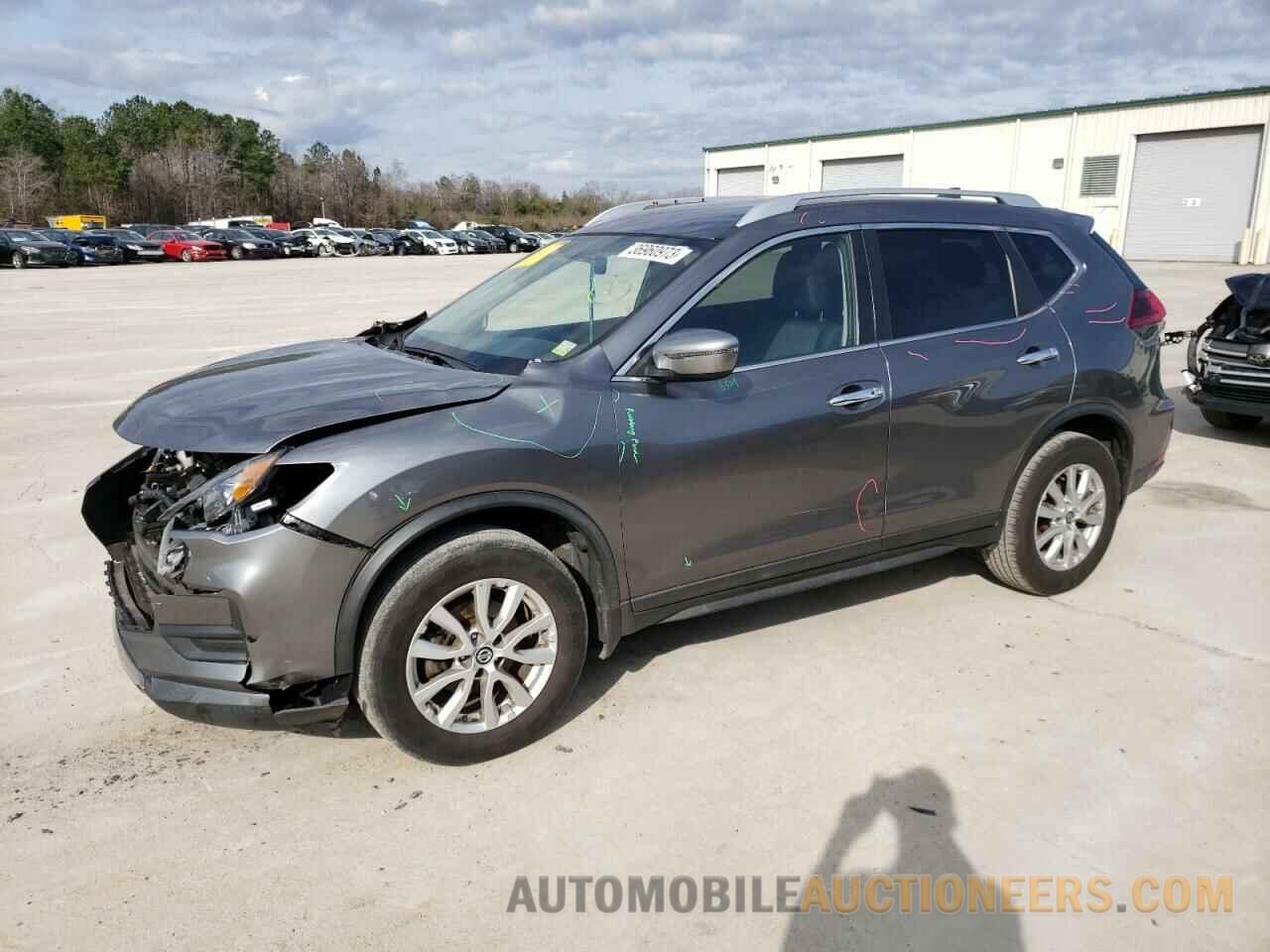 KNMAT2MV4JP608738 NISSAN ROGUE 2018