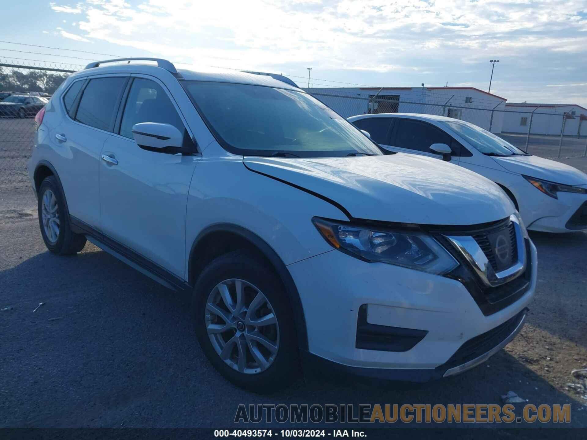 KNMAT2MV5HP580684 NISSAN ROGUE 2017