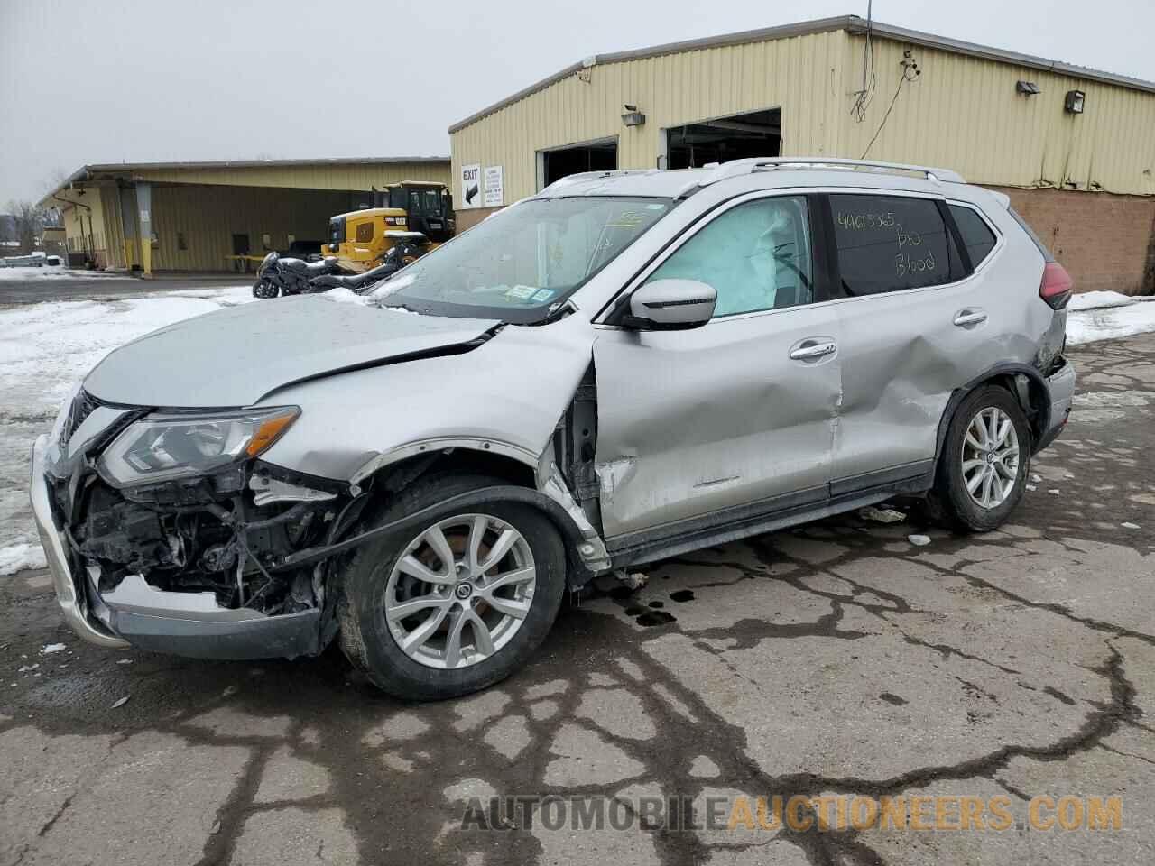 KNMAT2MV5JP550557 NISSAN ROGUE 2018