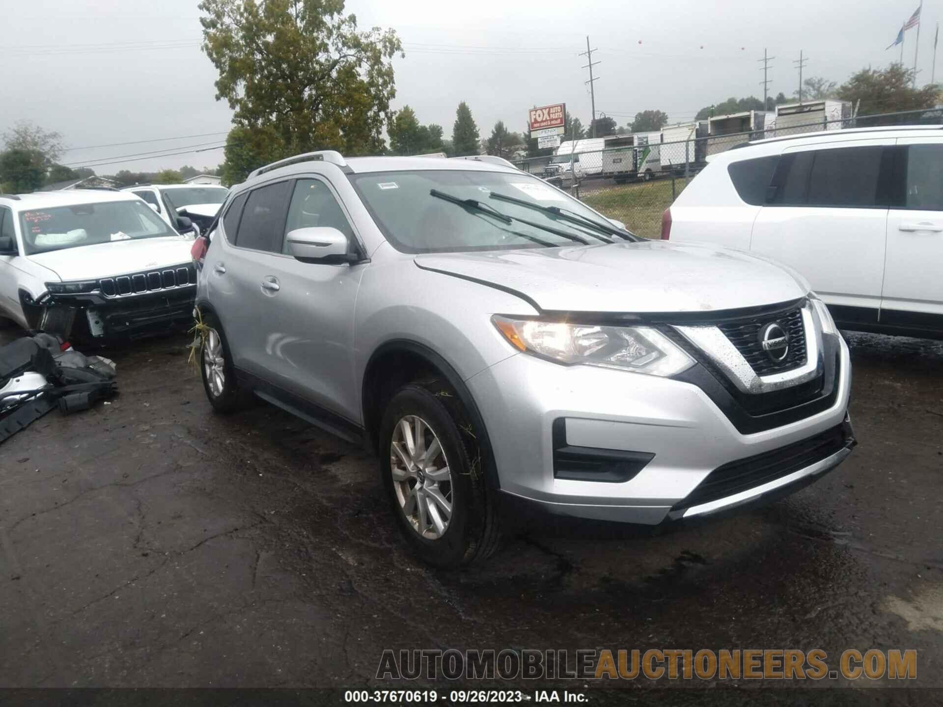 KNMAT2MV5JP569576 NISSAN ROGUE 2018