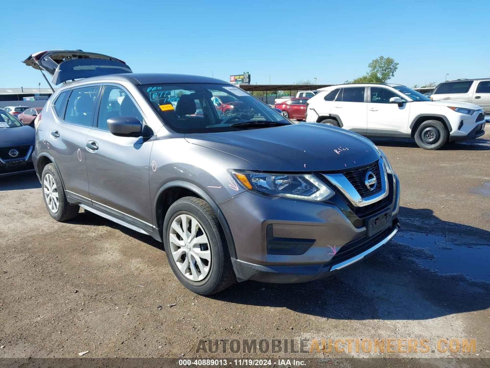 KNMAT2MV6HP545779 NISSAN ROGUE 2017