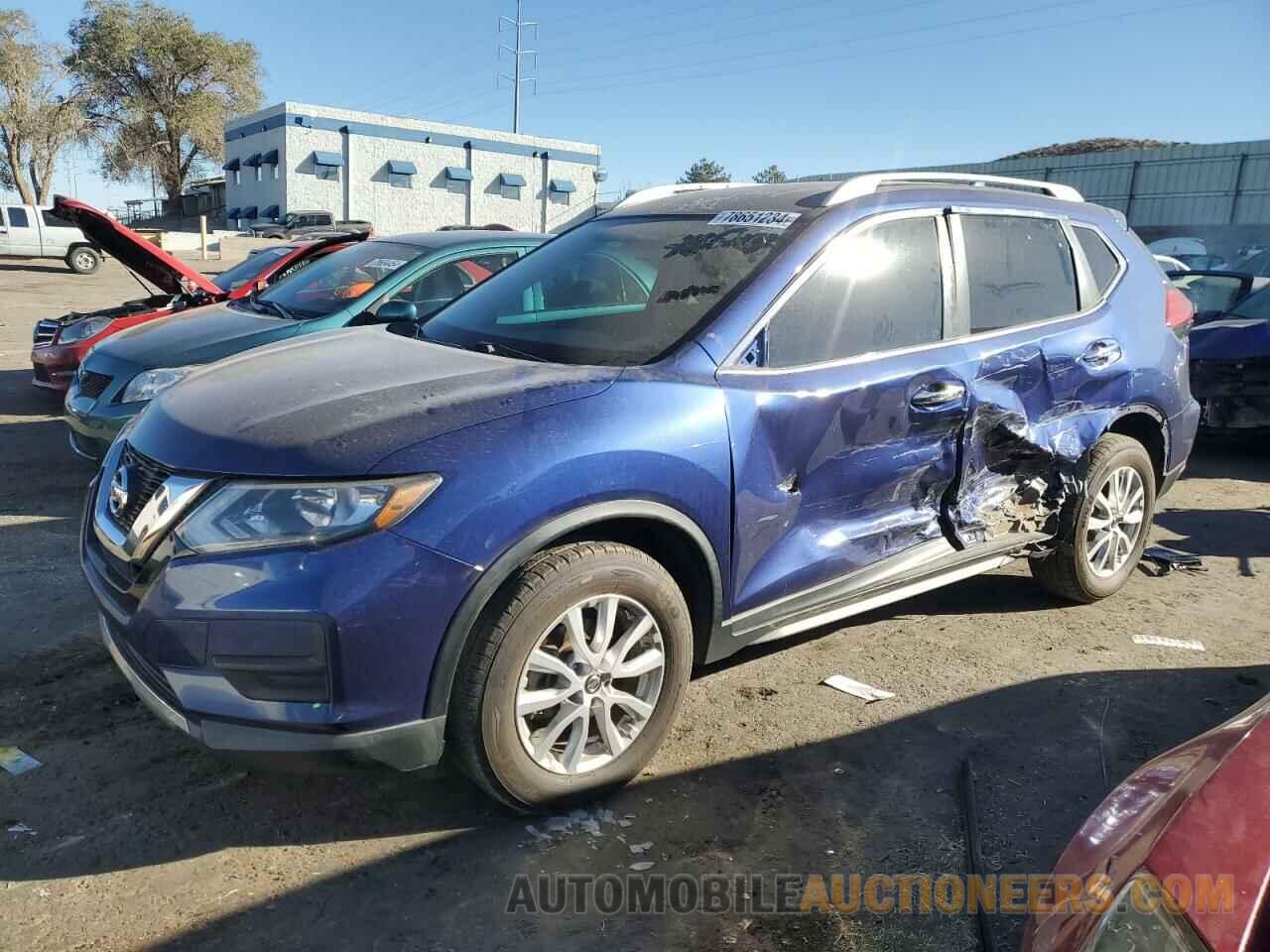 KNMAT2MV6HP562646 NISSAN ROGUE 2017