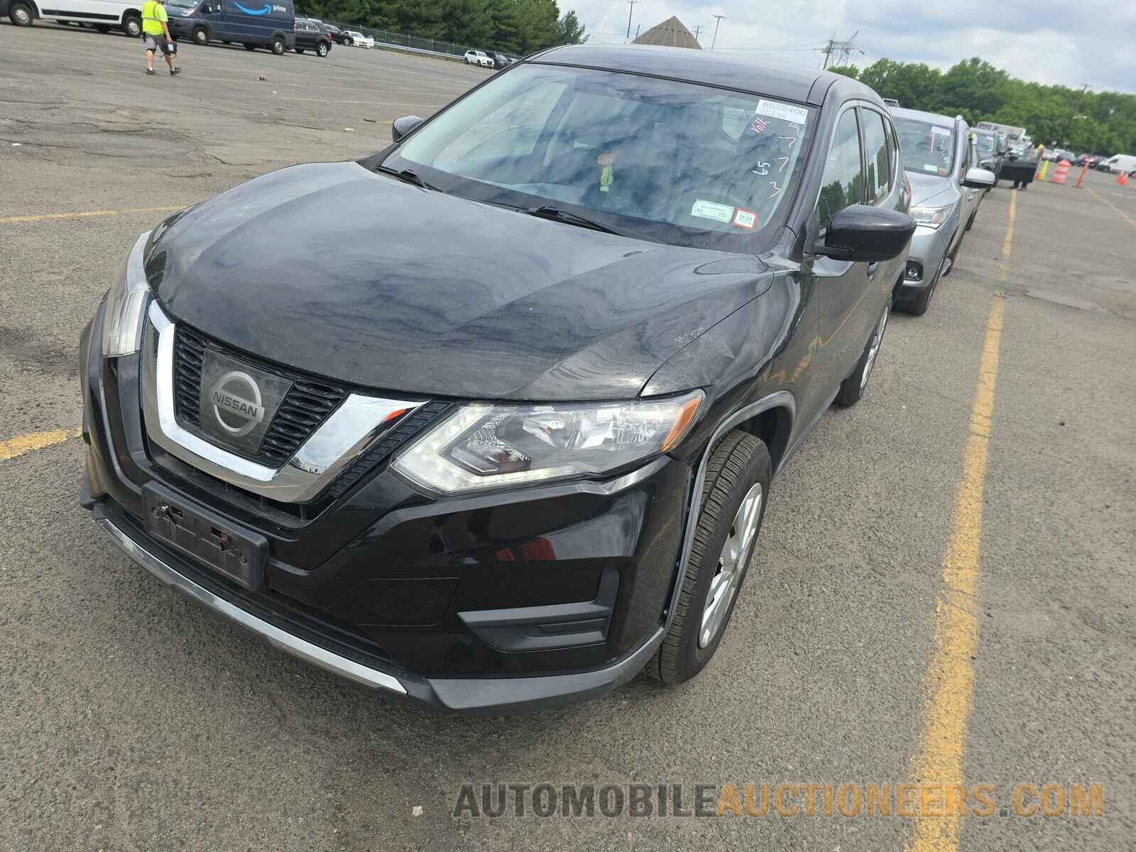 KNMAT2MV6HP602773 Nissan Rogue 2017