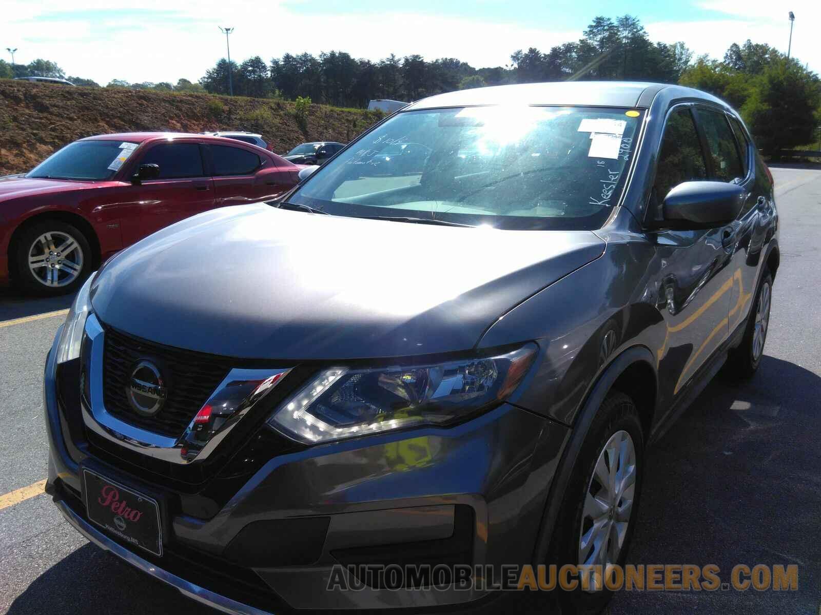 KNMAT2MV6JP547957 Nissan Rogue 2018