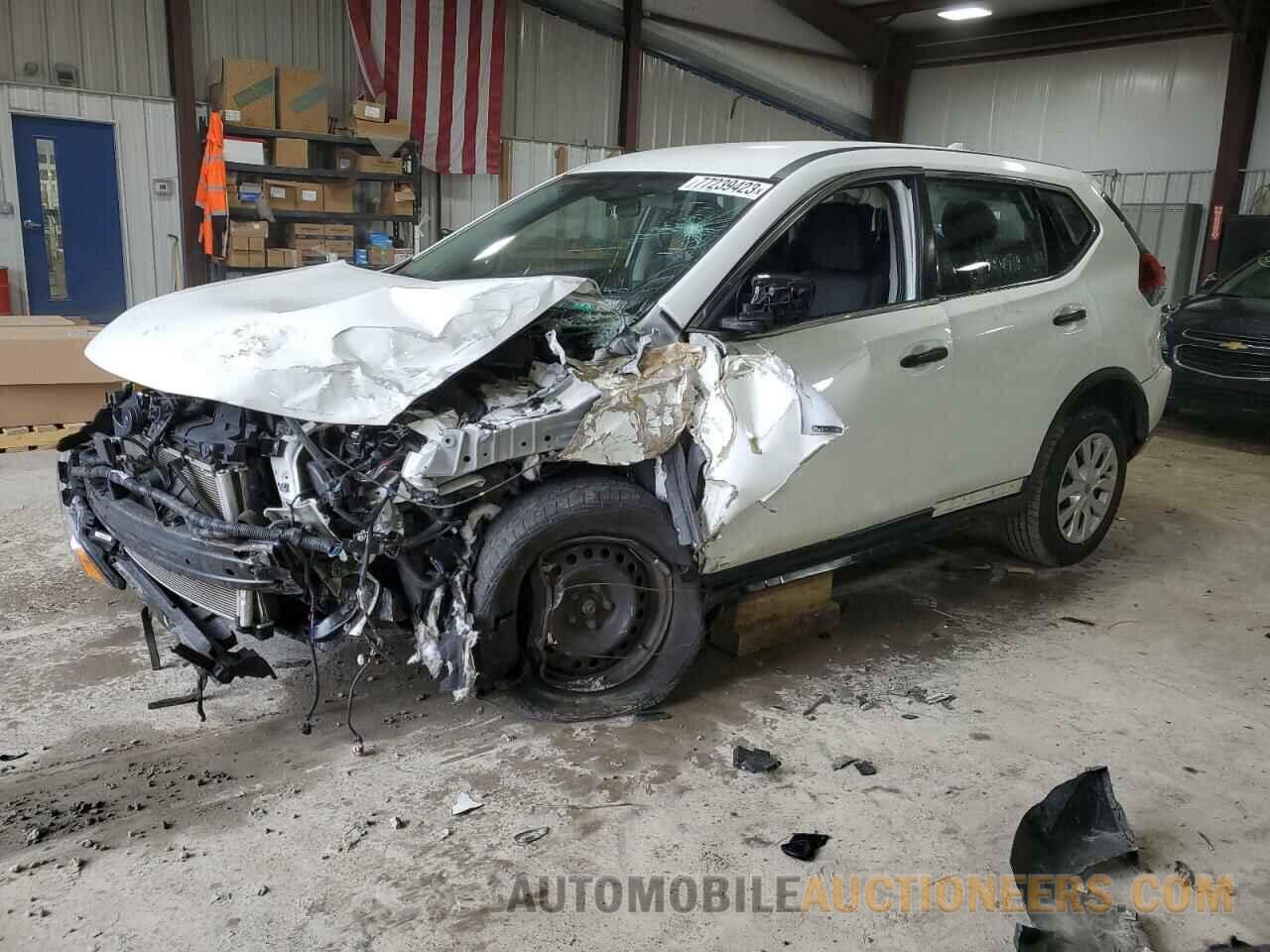 KNMAT2MV6JP570428 NISSAN ROGUE 2018