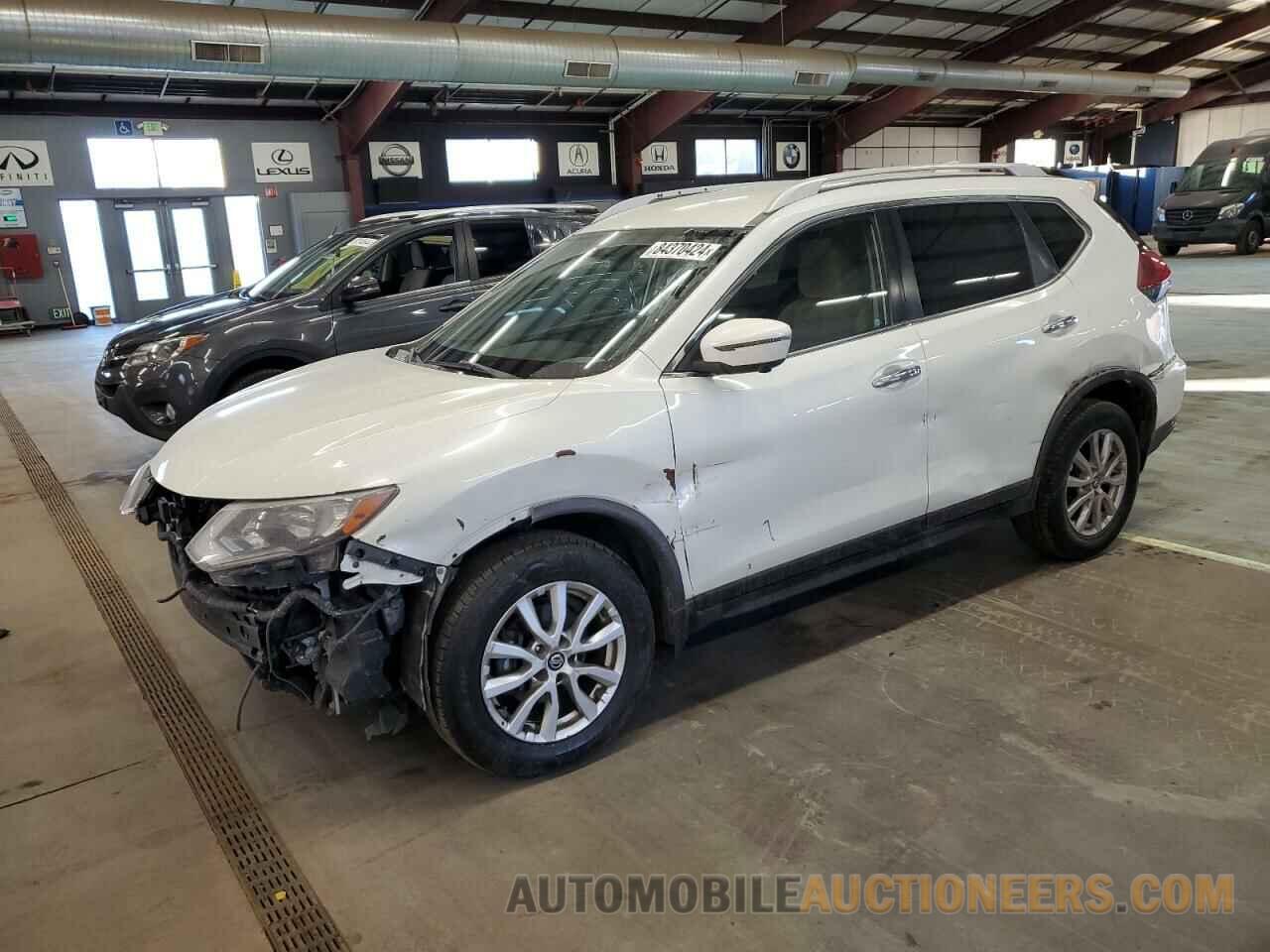 KNMAT2MV6JP601502 NISSAN ROGUE 2018