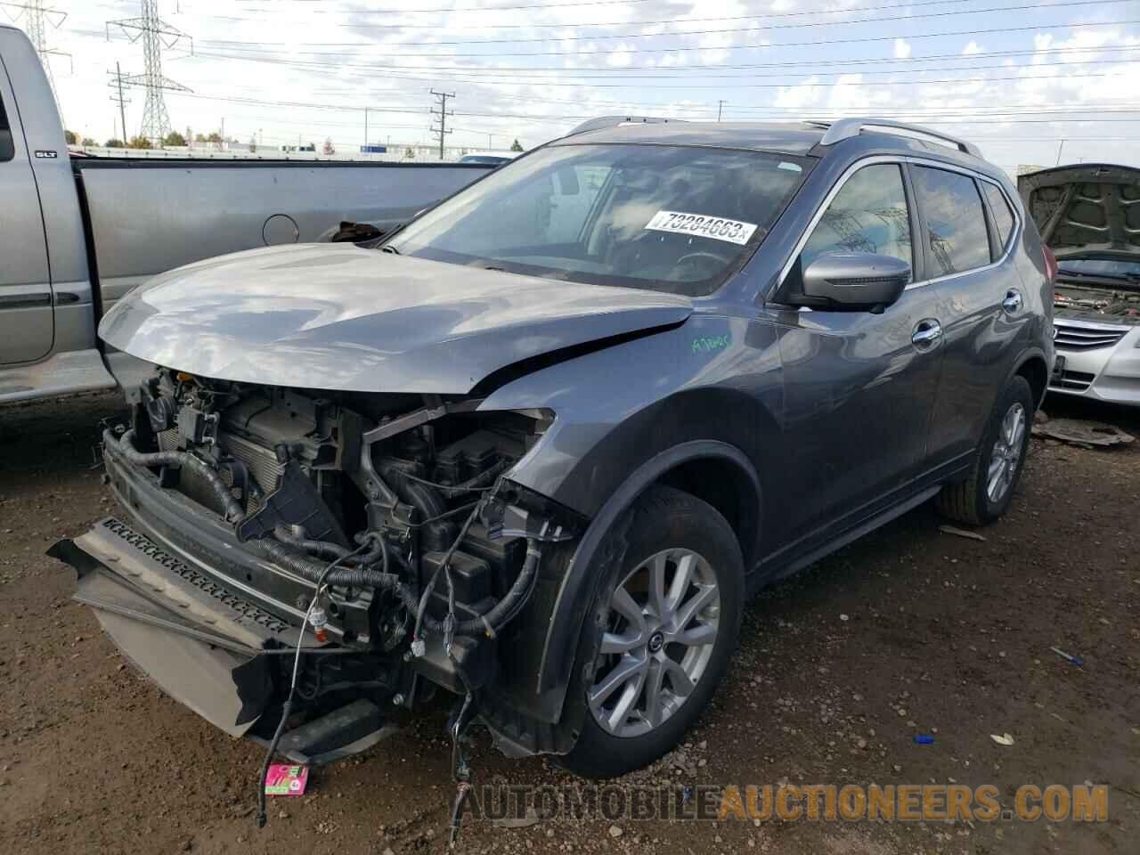 KNMAT2MV6JP607588 NISSAN ROGUE 2018