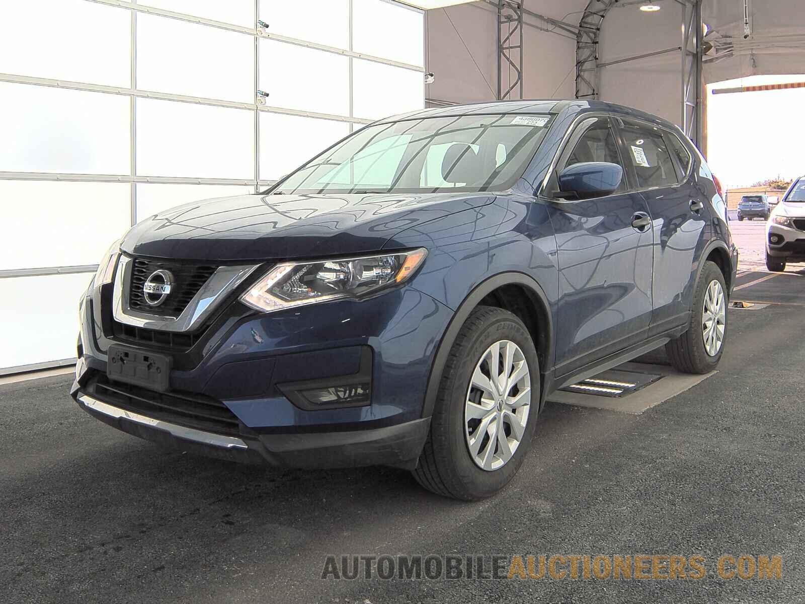 KNMAT2MV7HP528800 Nissan Rogue 2017