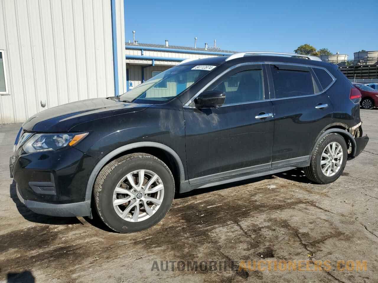 KNMAT2MV7HP617038 NISSAN ROGUE 2017