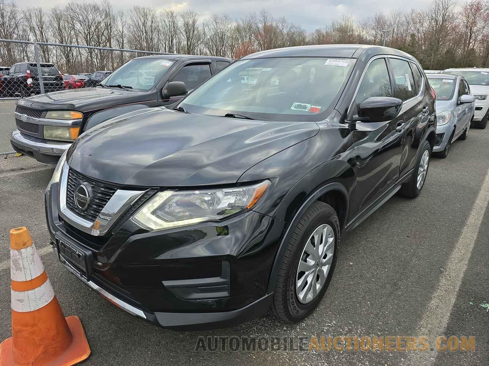 KNMAT2MV7JP565304 Nissan Rogue 2018