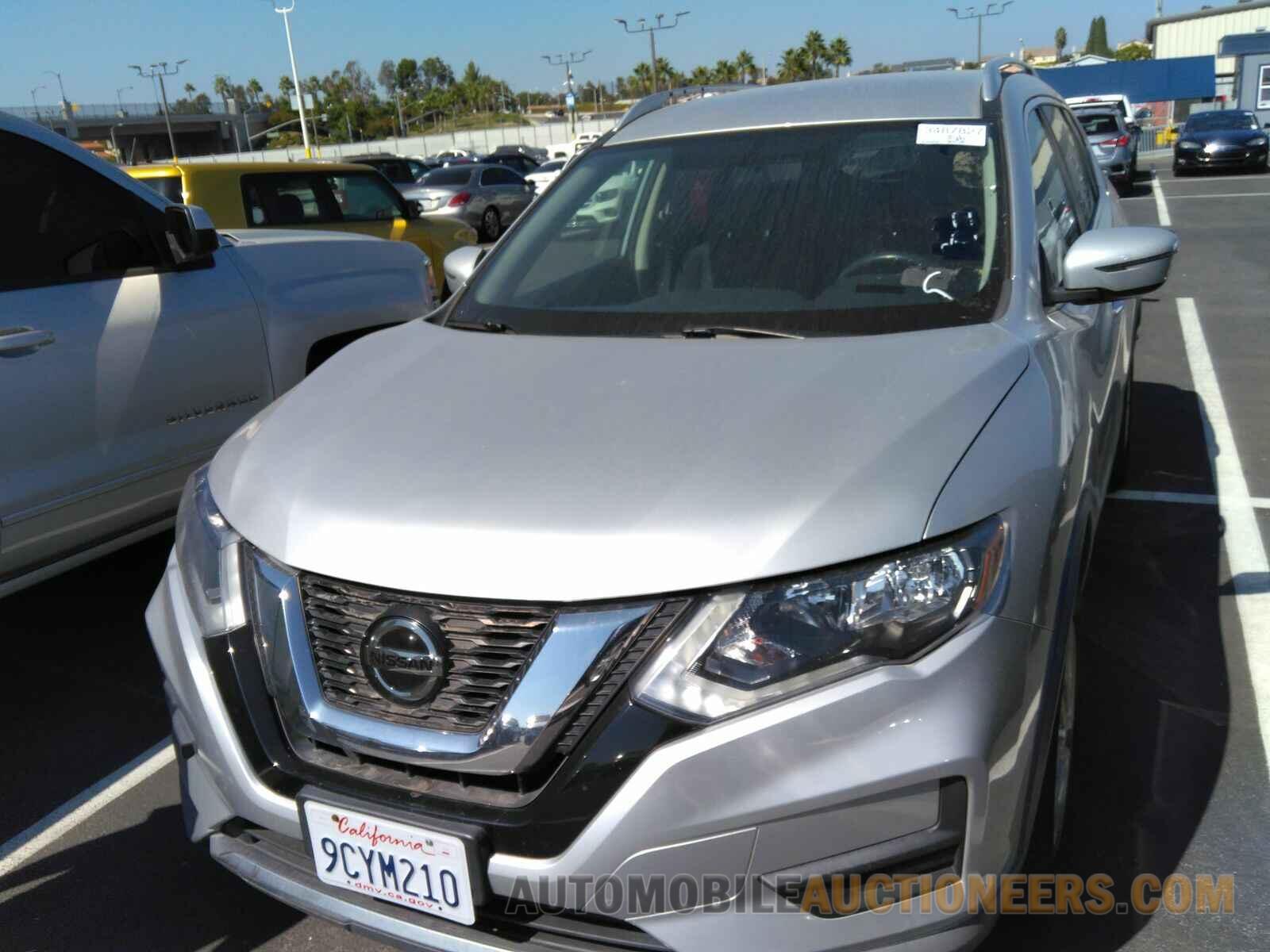 KNMAT2MV7JP567683 Nissan Rogue 2018