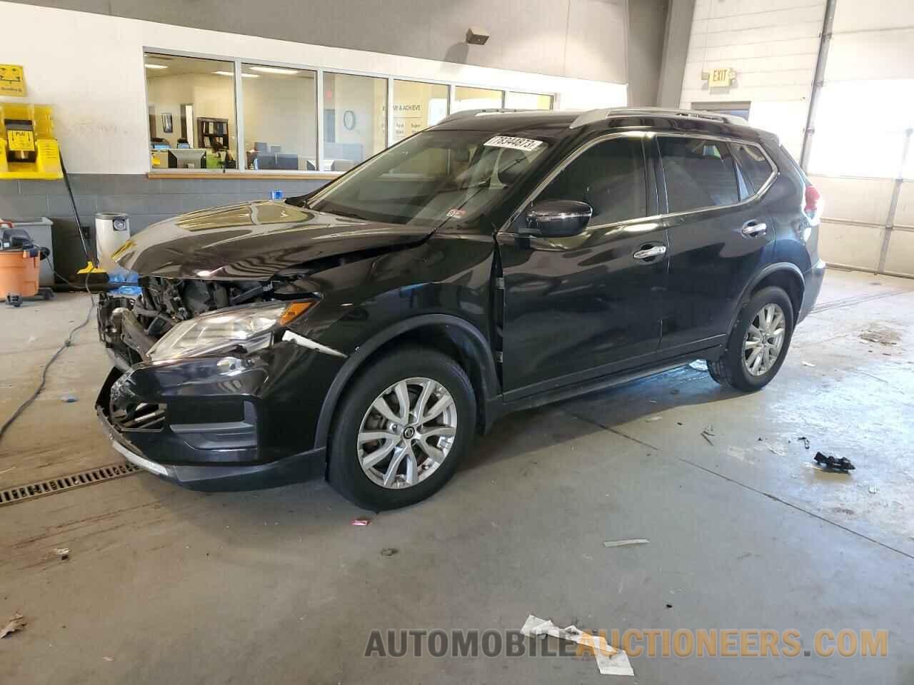 KNMAT2MV7JP617966 NISSAN ROGUE 2018