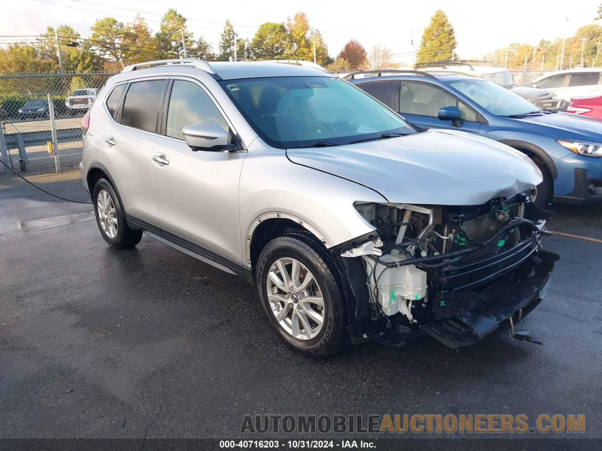 KNMAT2MV8HP504232 NISSAN ROGUE 2017