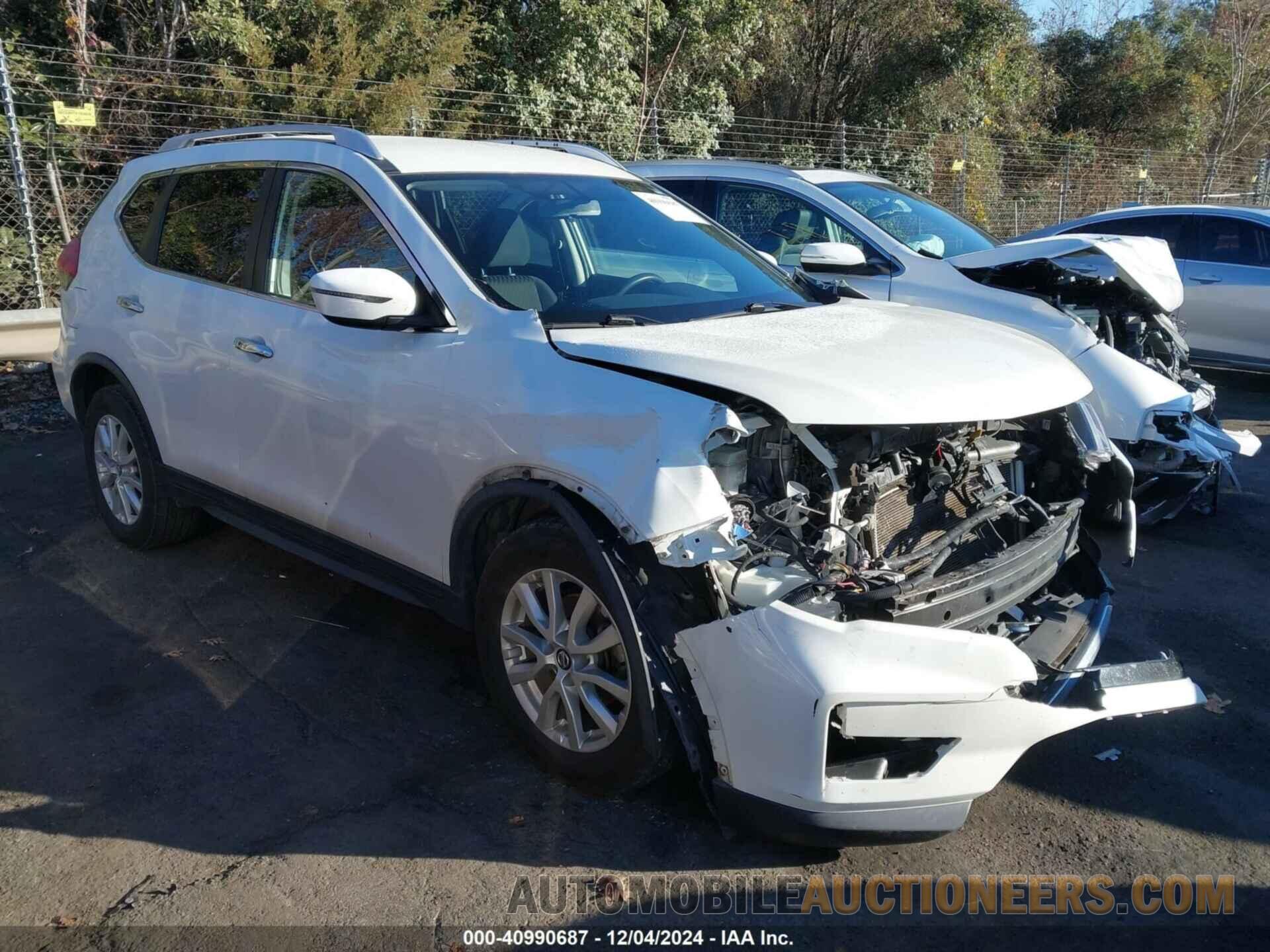 KNMAT2MV8HP616660 NISSAN ROGUE 2017