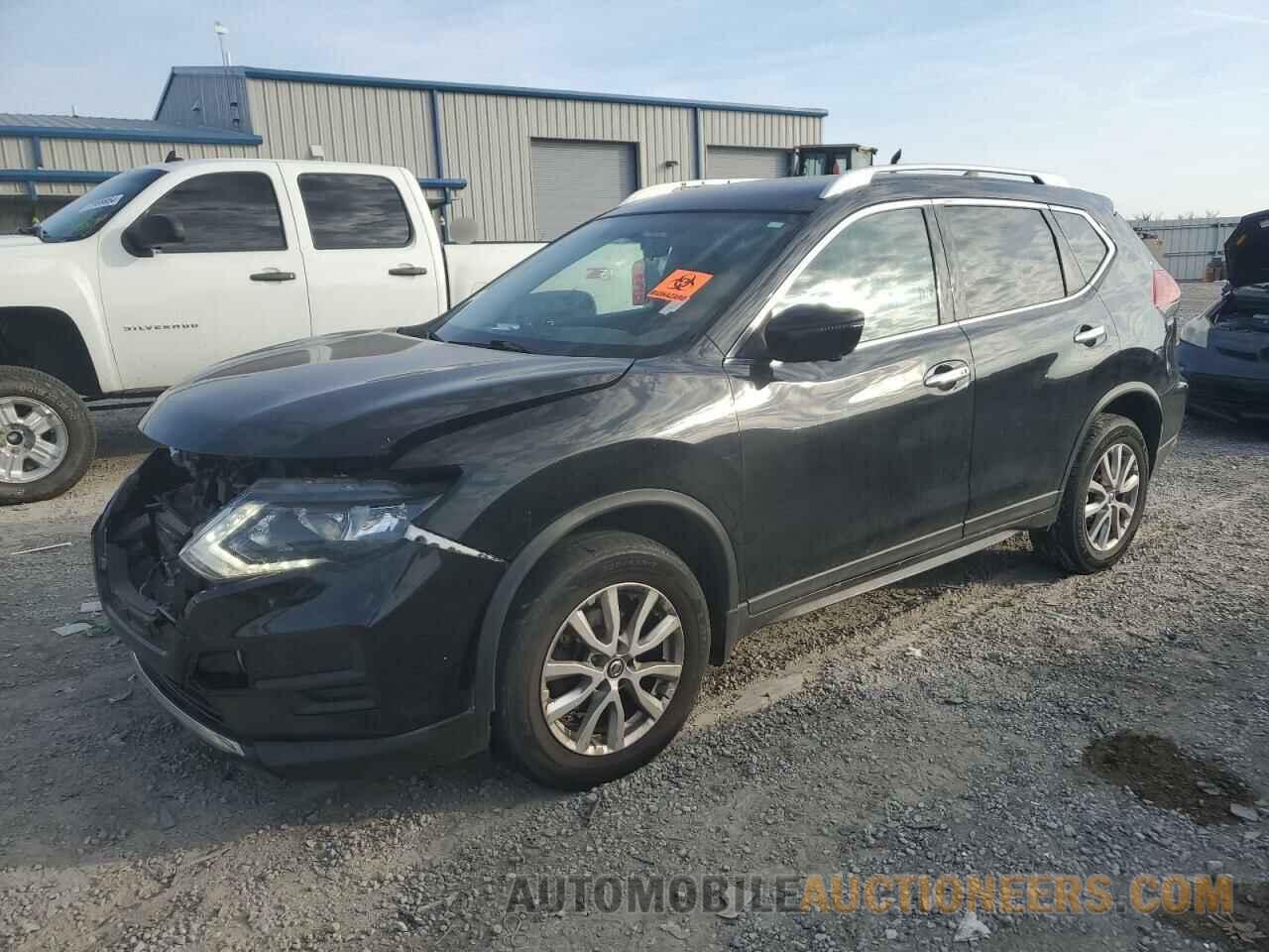 KNMAT2MV8JP538208 NISSAN ROGUE 2018