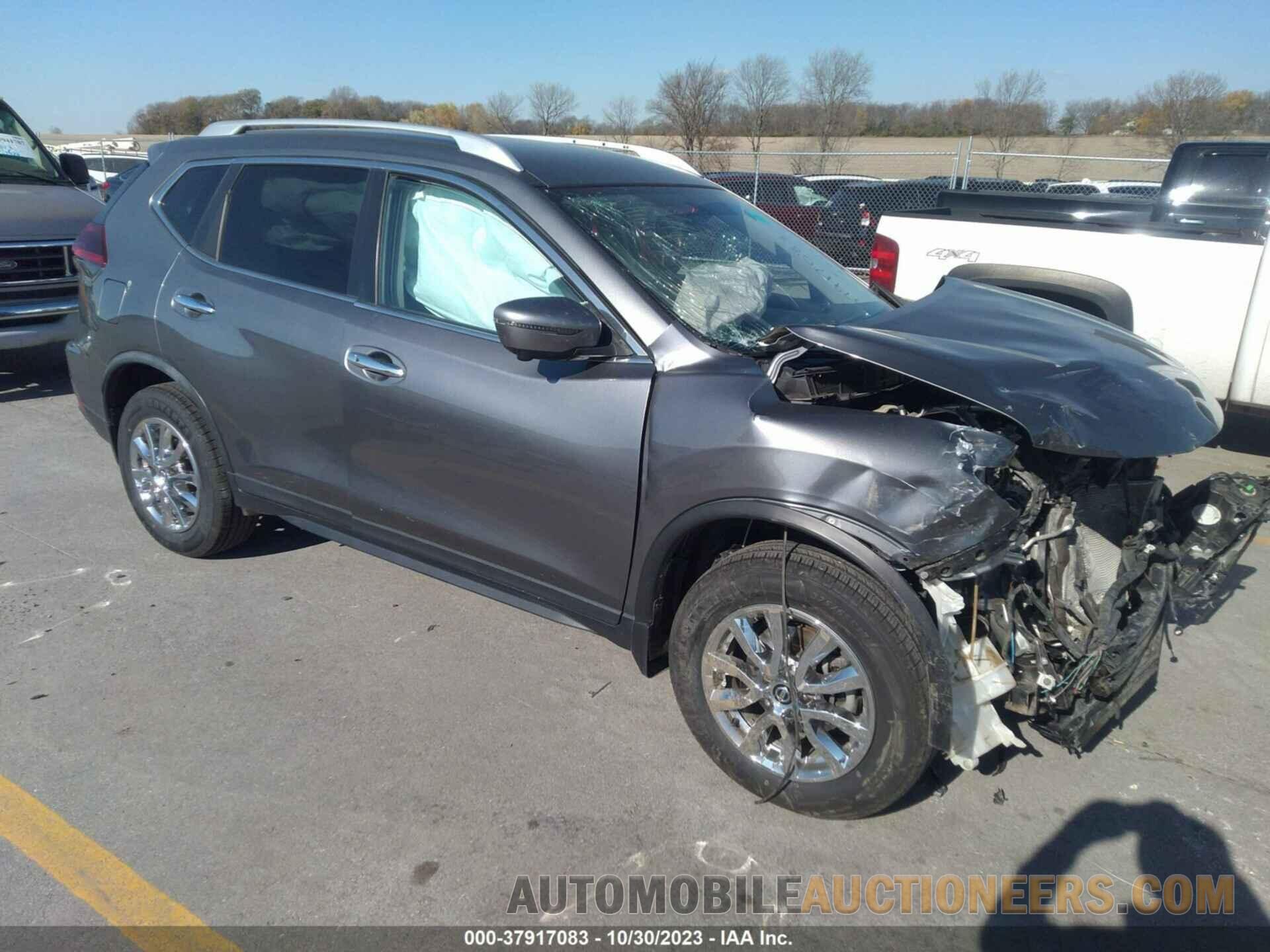 KNMAT2MV8JP556367 NISSAN ROGUE 2018