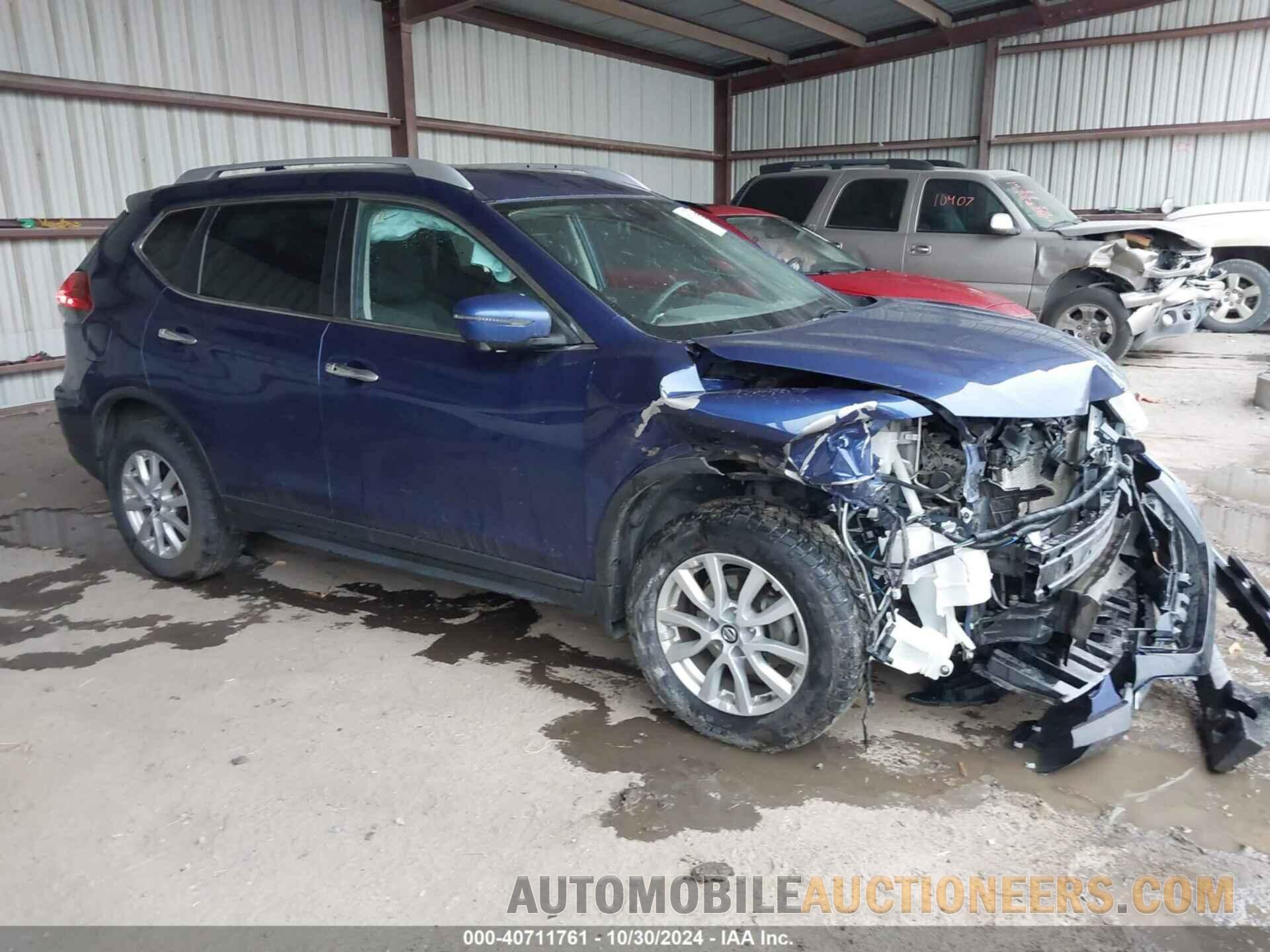 KNMAT2MV8JP567708 NISSAN ROGUE 2018