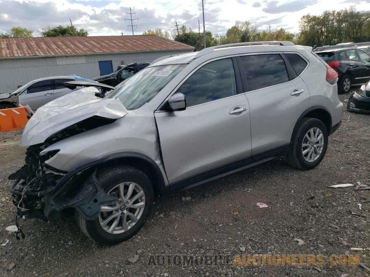 KNMAT2MV8JP582855 NISSAN ROGUE 2018