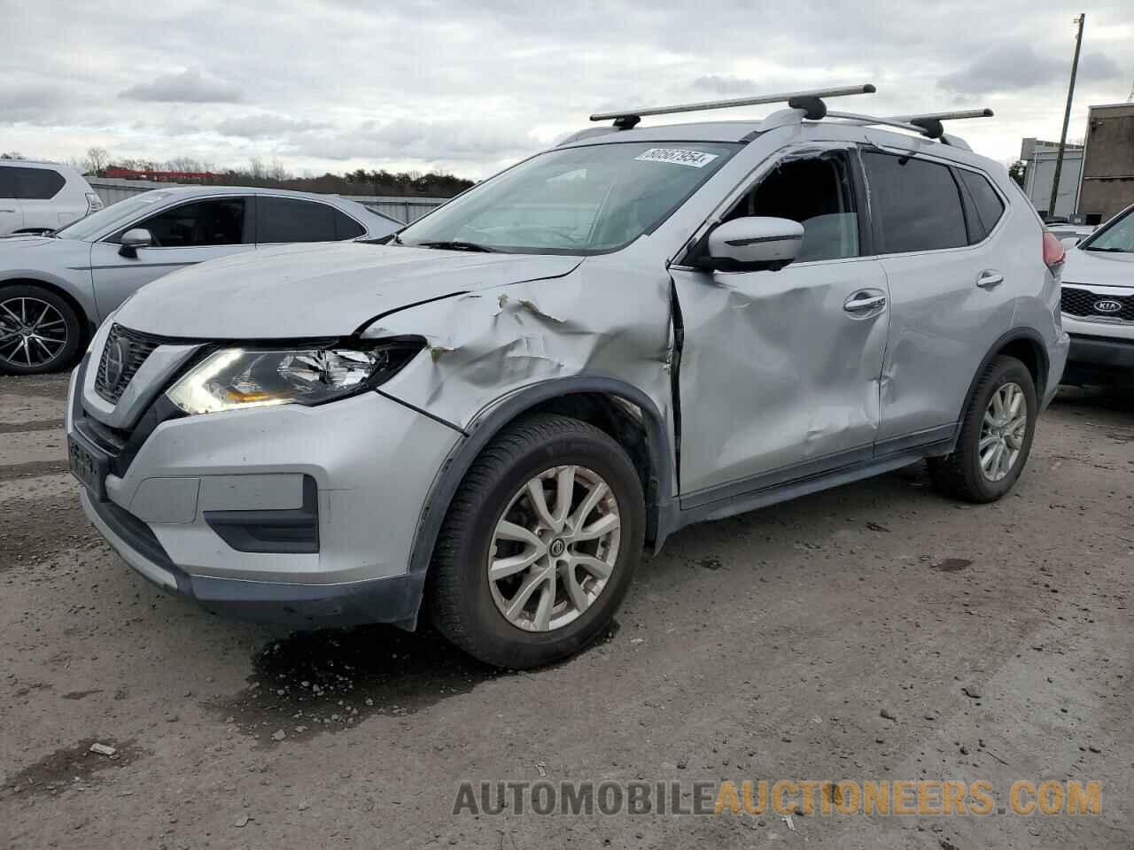 KNMAT2MV8JP589076 NISSAN ROGUE 2018