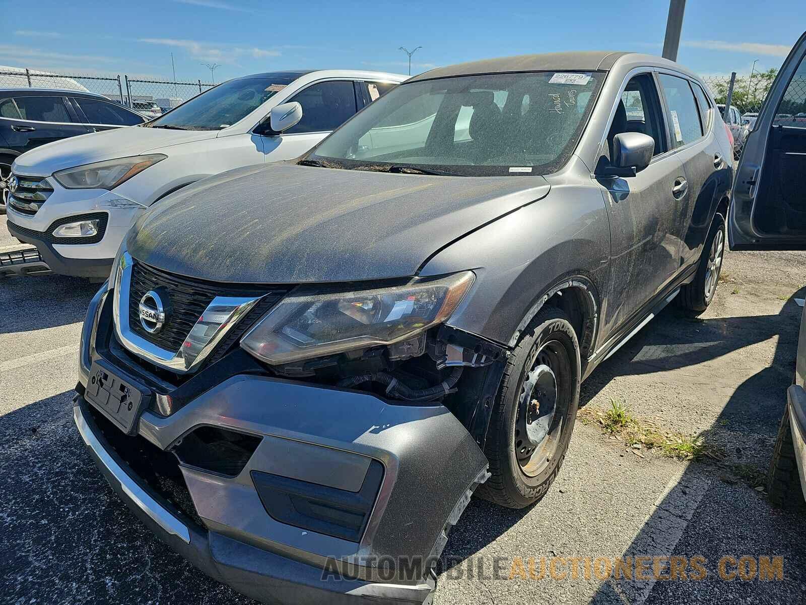 KNMAT2MV9HP556226 Nissan Rogue 2017