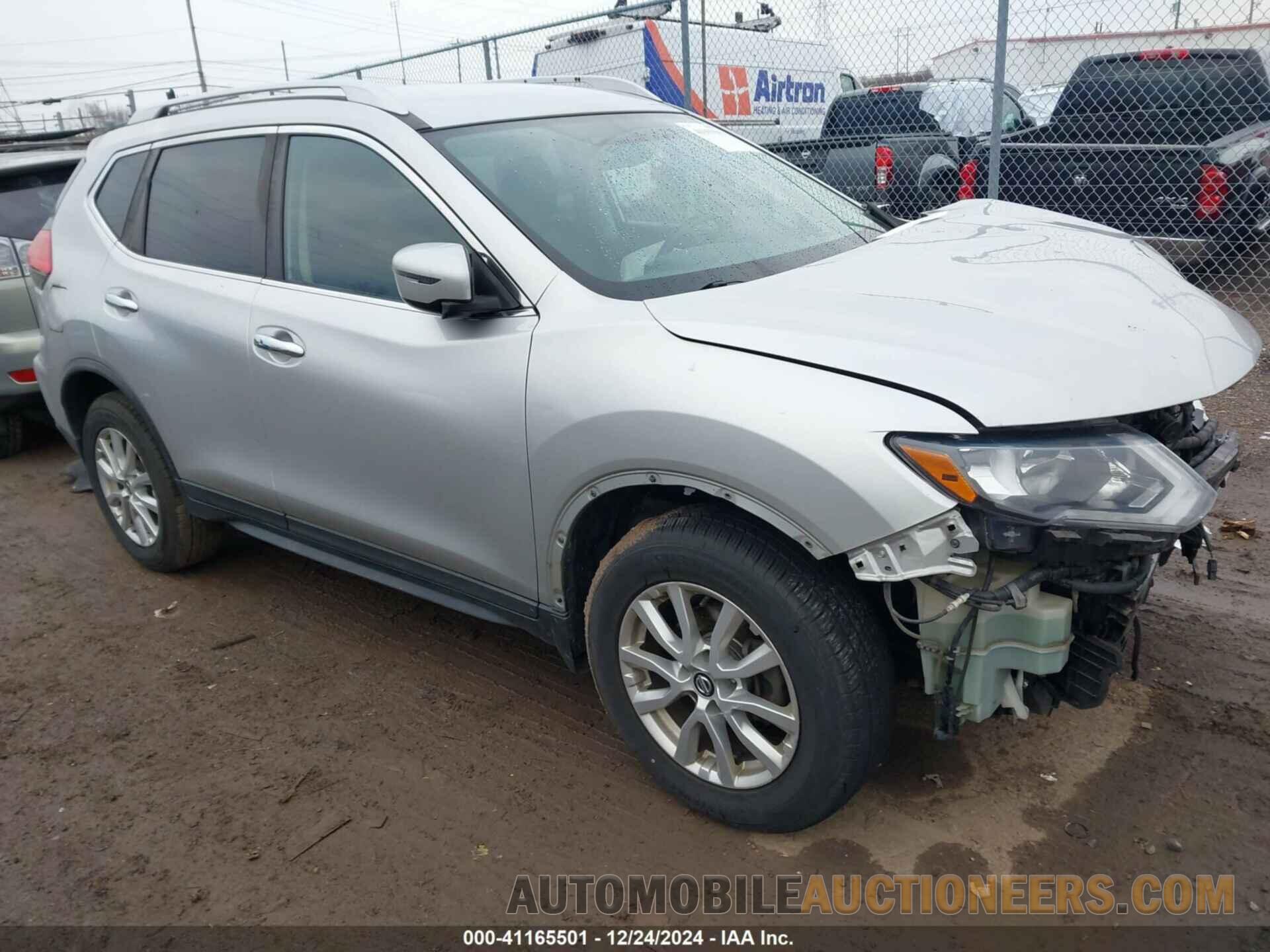 KNMAT2MV9HP557196 NISSAN ROGUE 2017