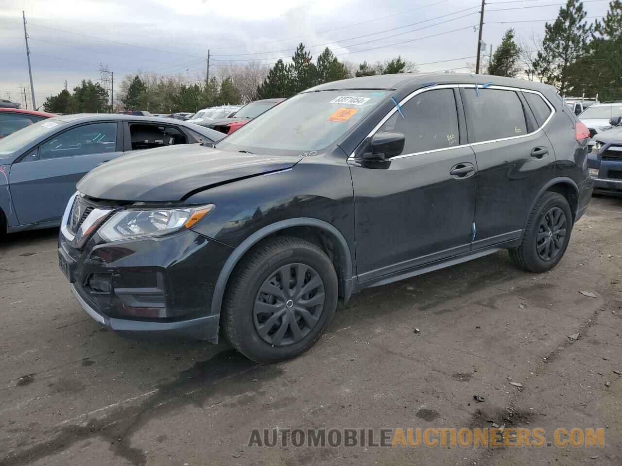 KNMAT2MV9HP615999 NISSAN ROGUE 2017