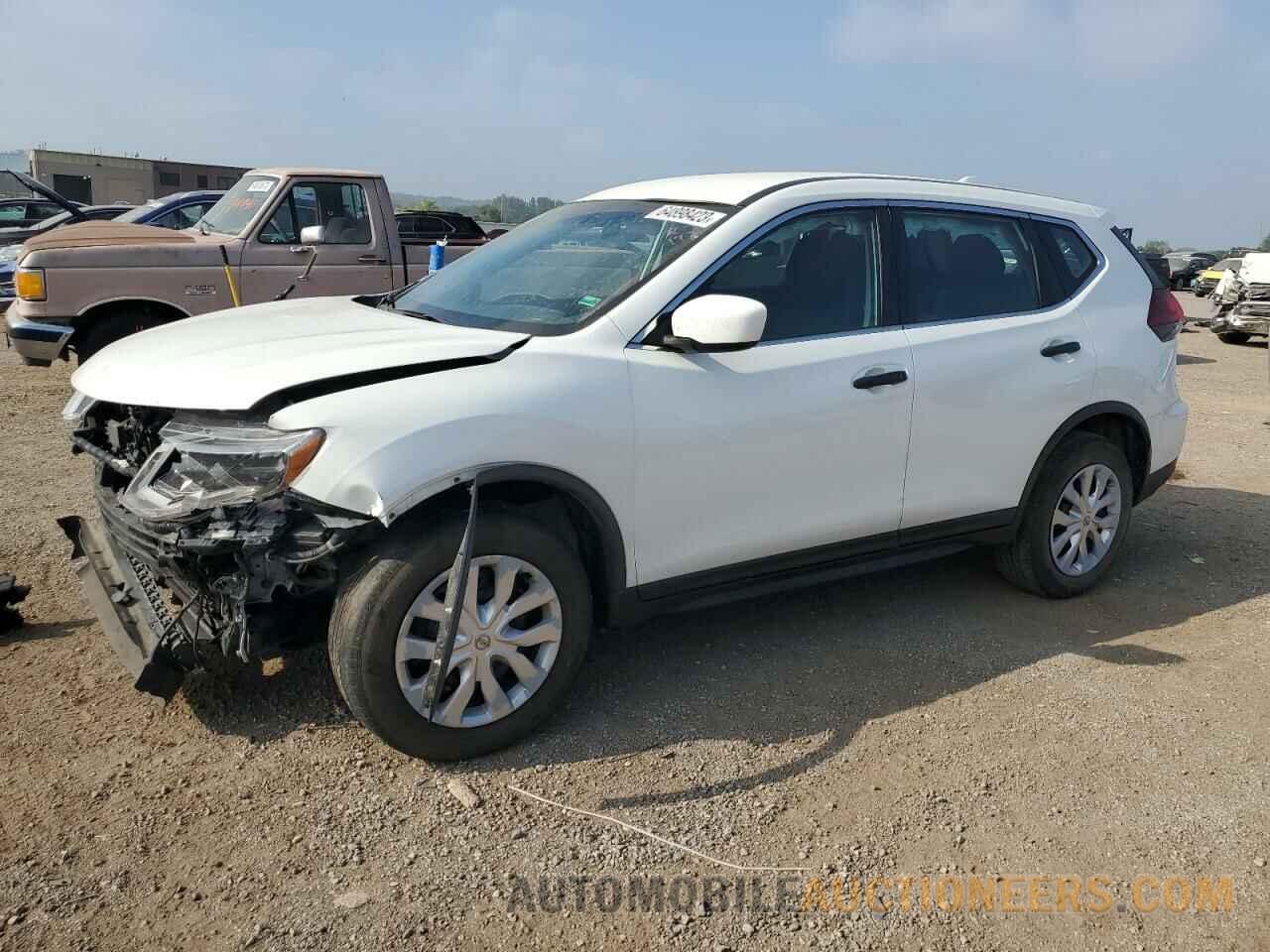 KNMAT2MV9JP525385 NISSAN ROGUE 2018