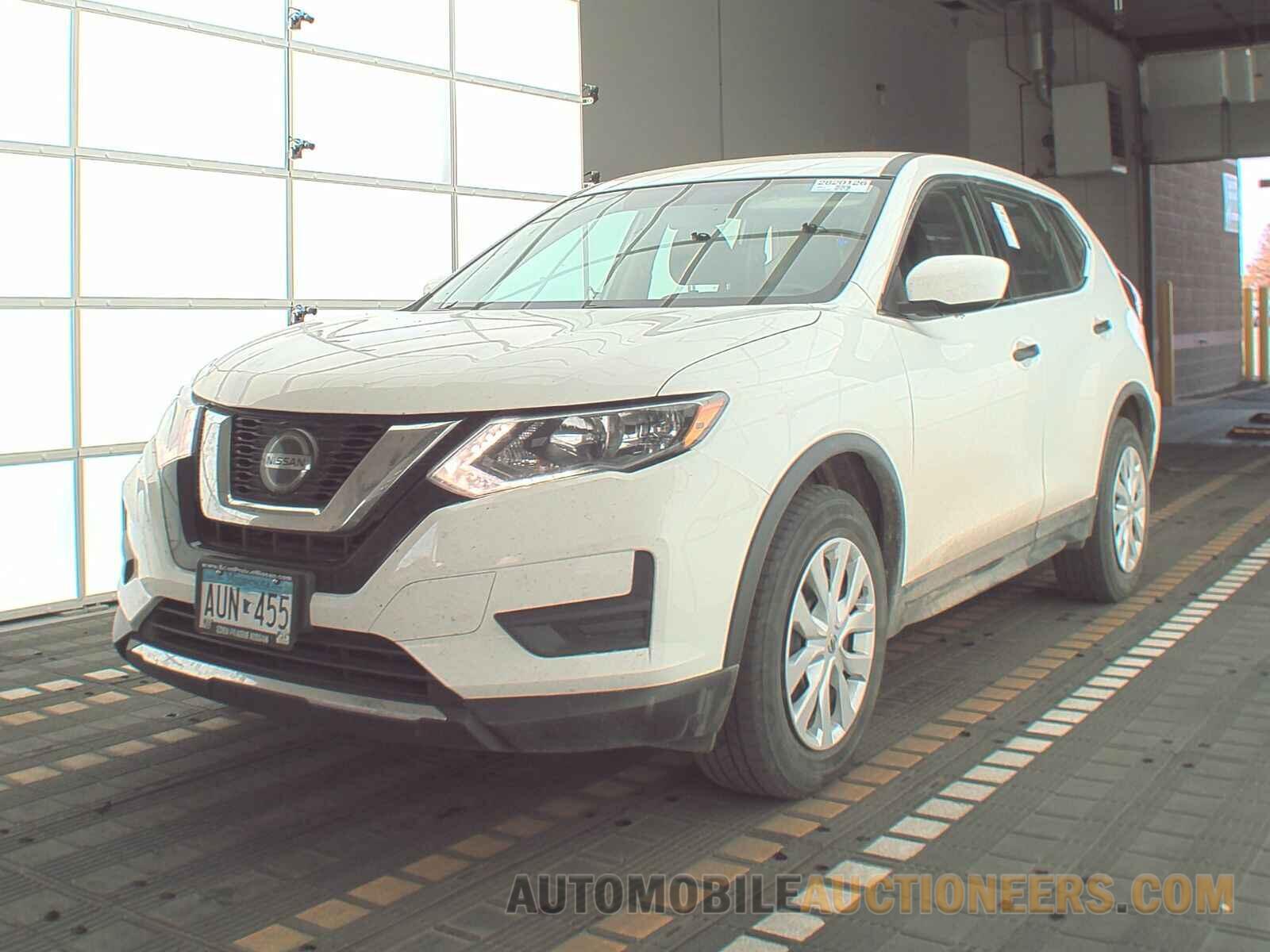 KNMAT2MV9JP562467 Nissan Rogue 2018