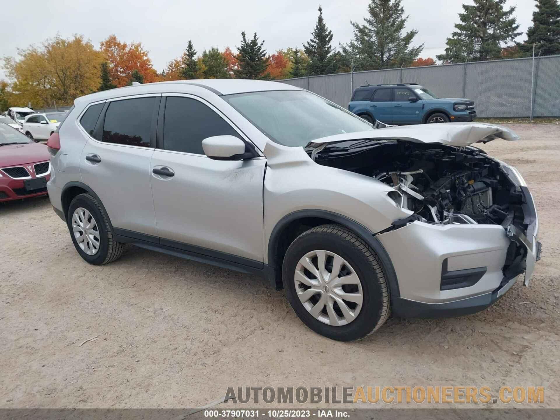 KNMAT2MV9JP599275 NISSAN ROGUE 2018