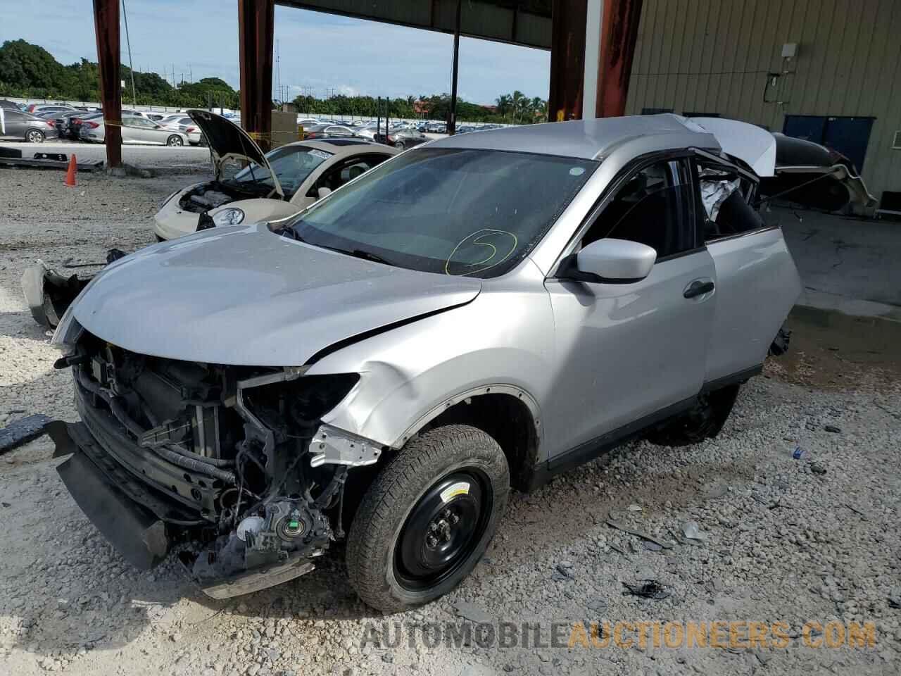 KNMAT2MVXJP584963 NISSAN ROGUE 2018