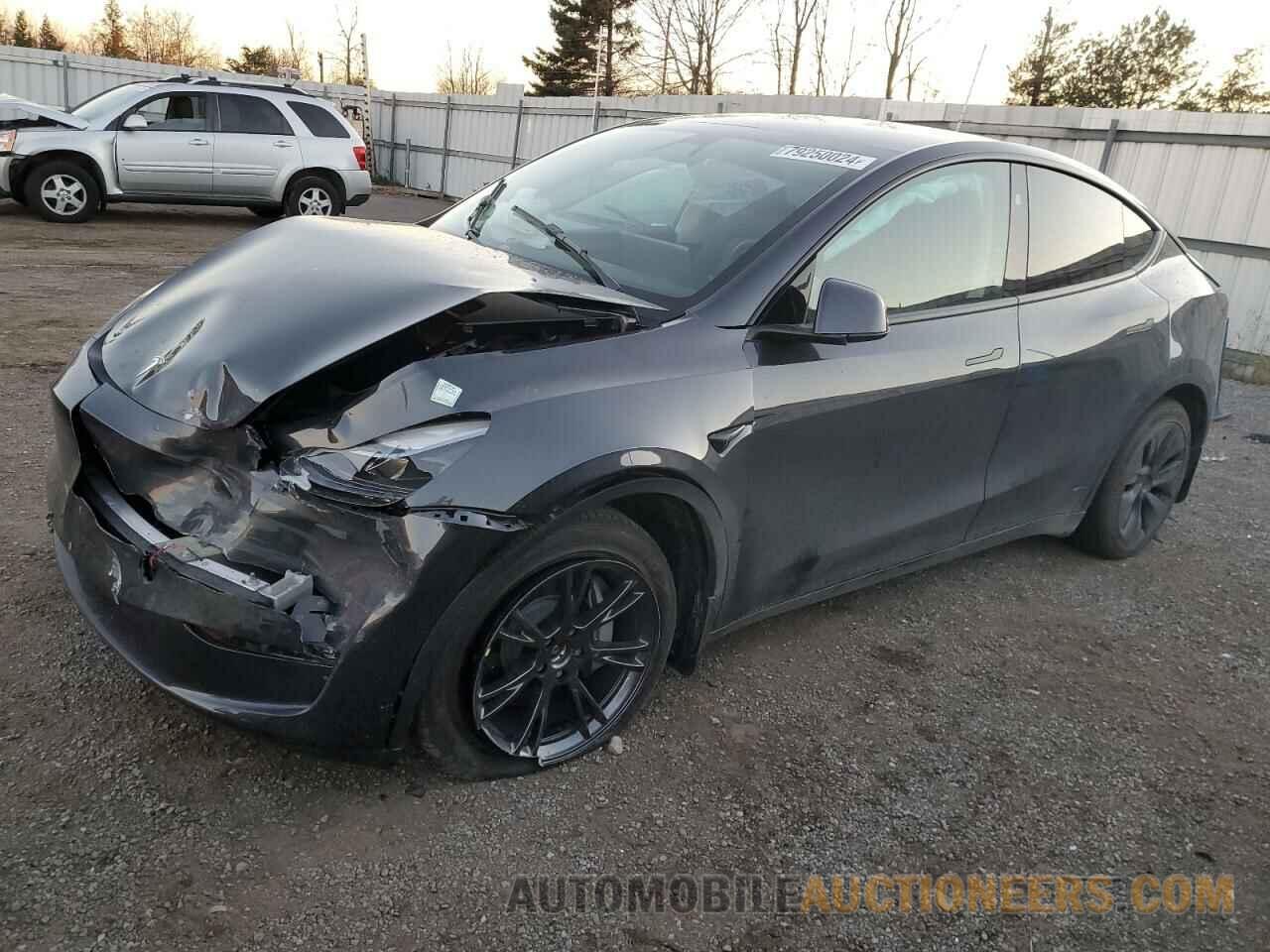 LRWYGDEE5RC670582 TESLA MODEL Y 2024