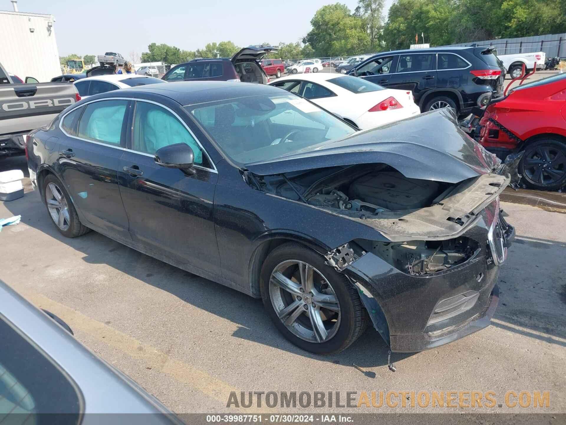 LVY102AK7KP107047 VOLVO S90 2019