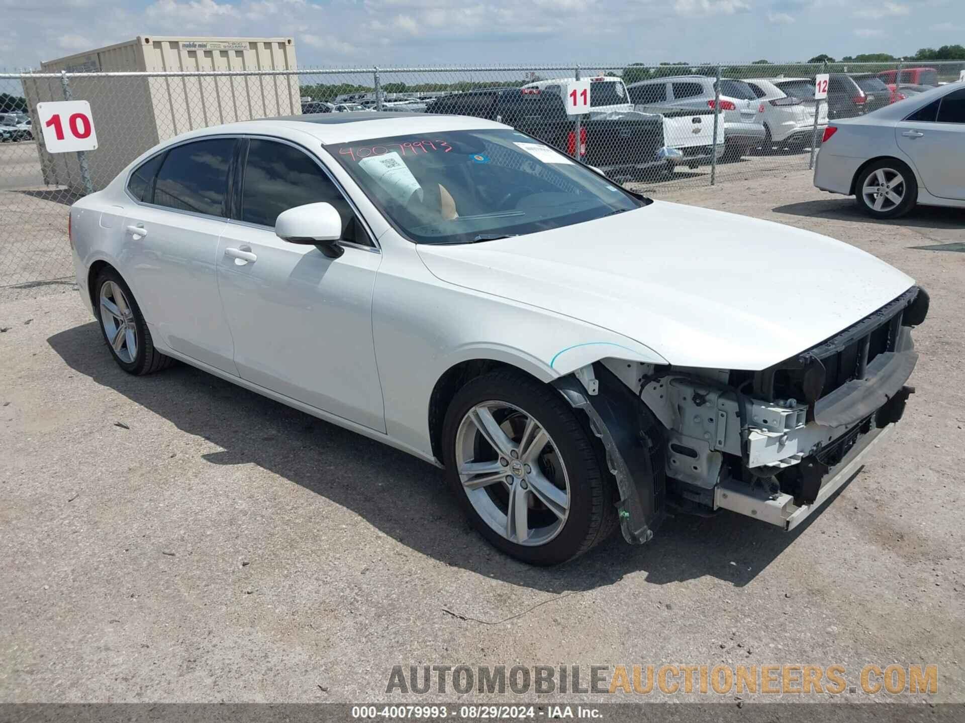 LVY102AK8JP049013 VOLVO S90 2018