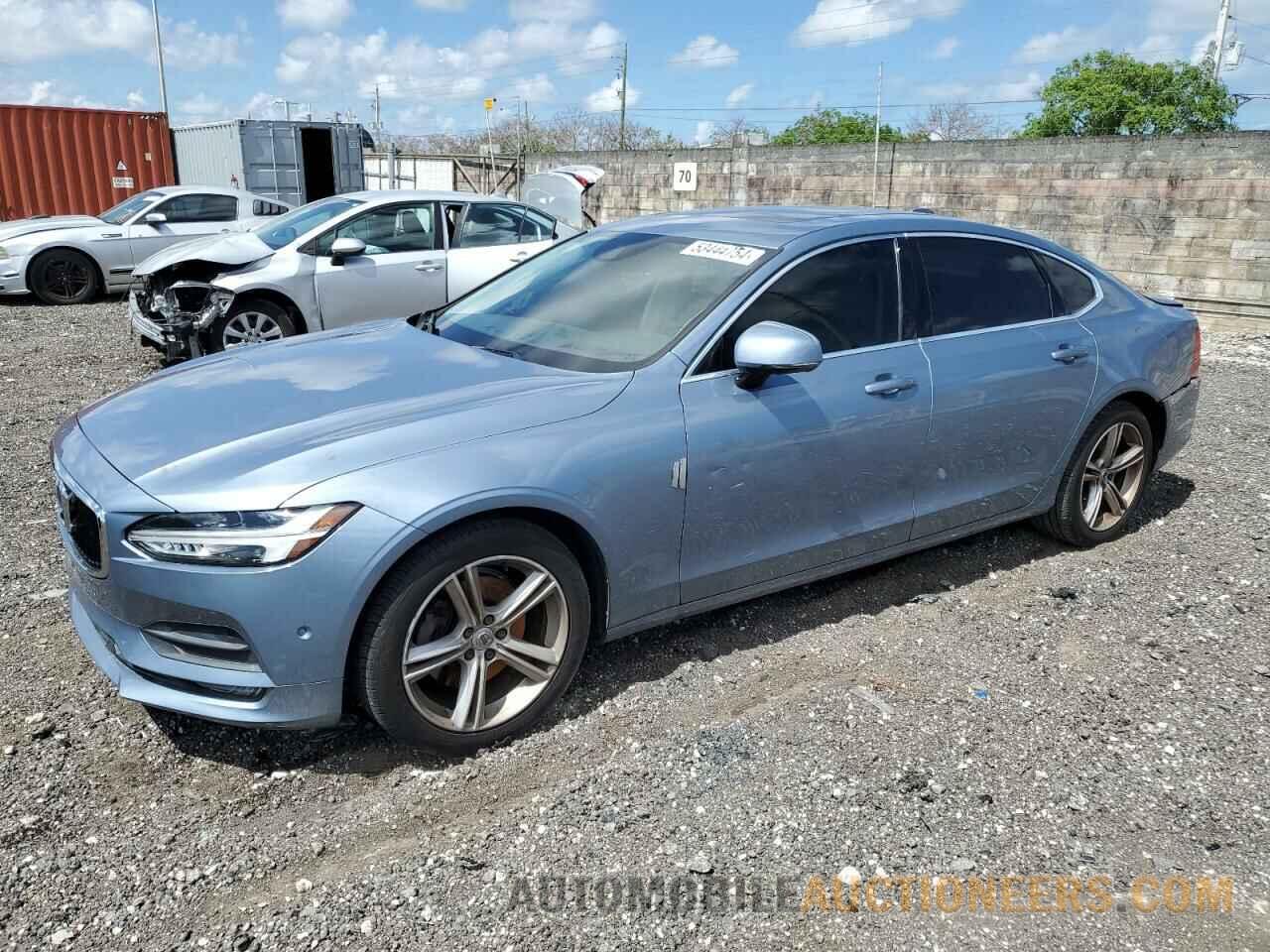 LVY982AK2JP017086 VOLVO S90 2018