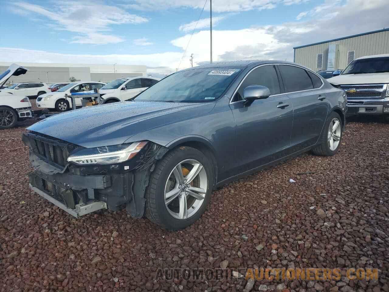 LVY982AK2JP021350 VOLVO S90 2018