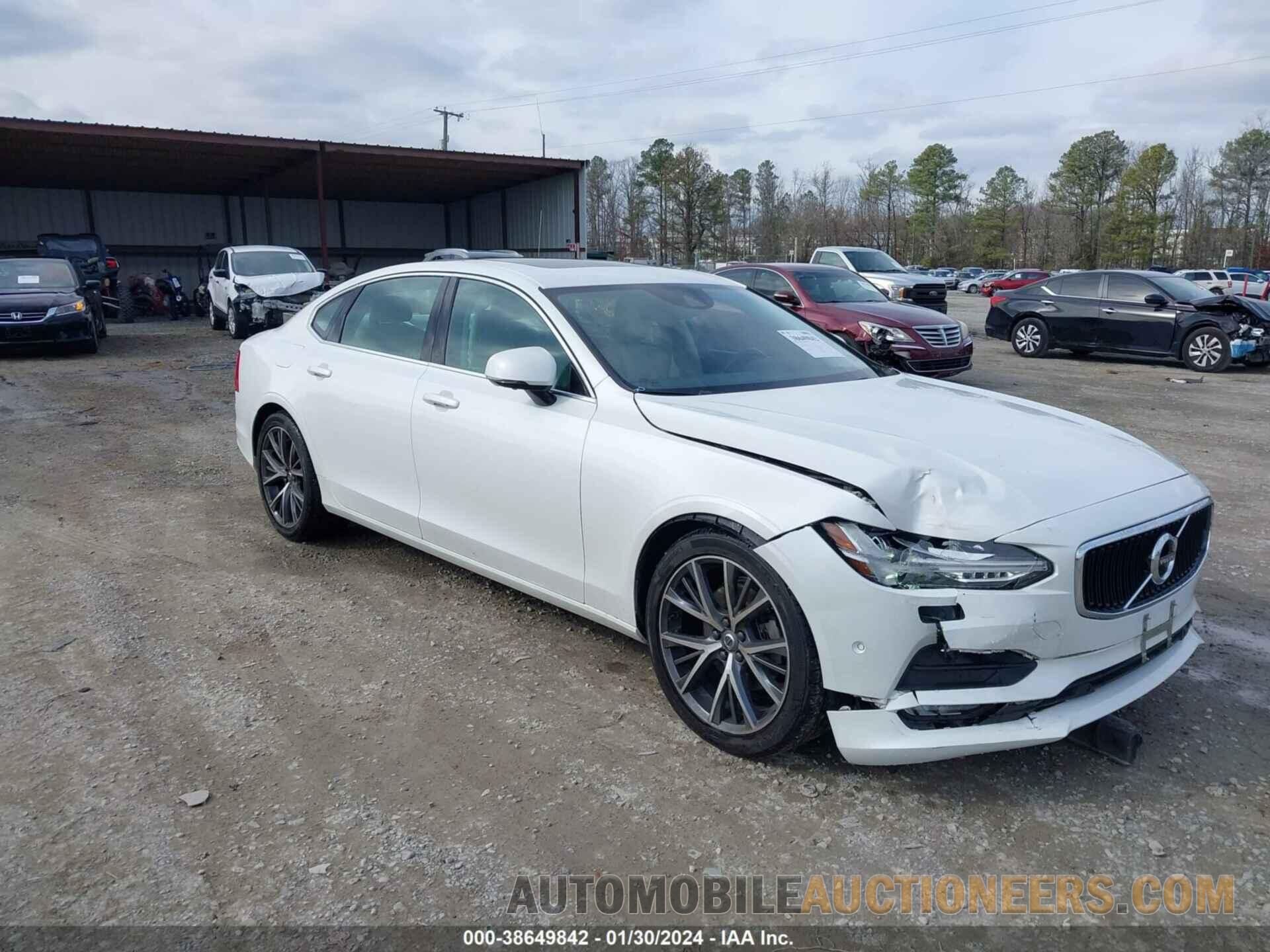 LVY982AK4JP006056 VOLVO S90 2018