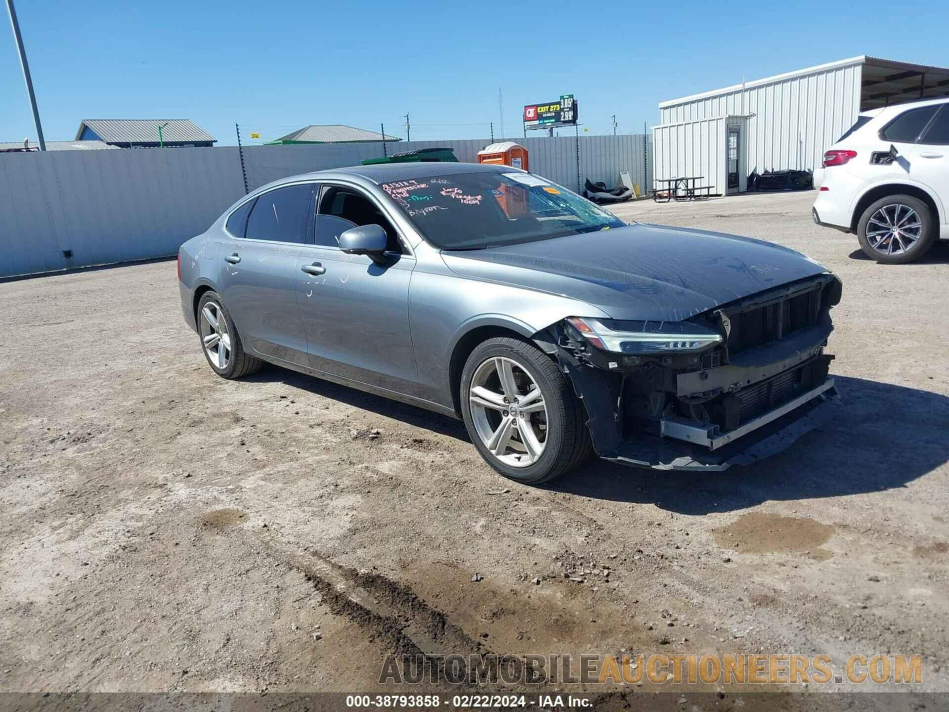 LVY982AK4JP017316 VOLVO S90 2018