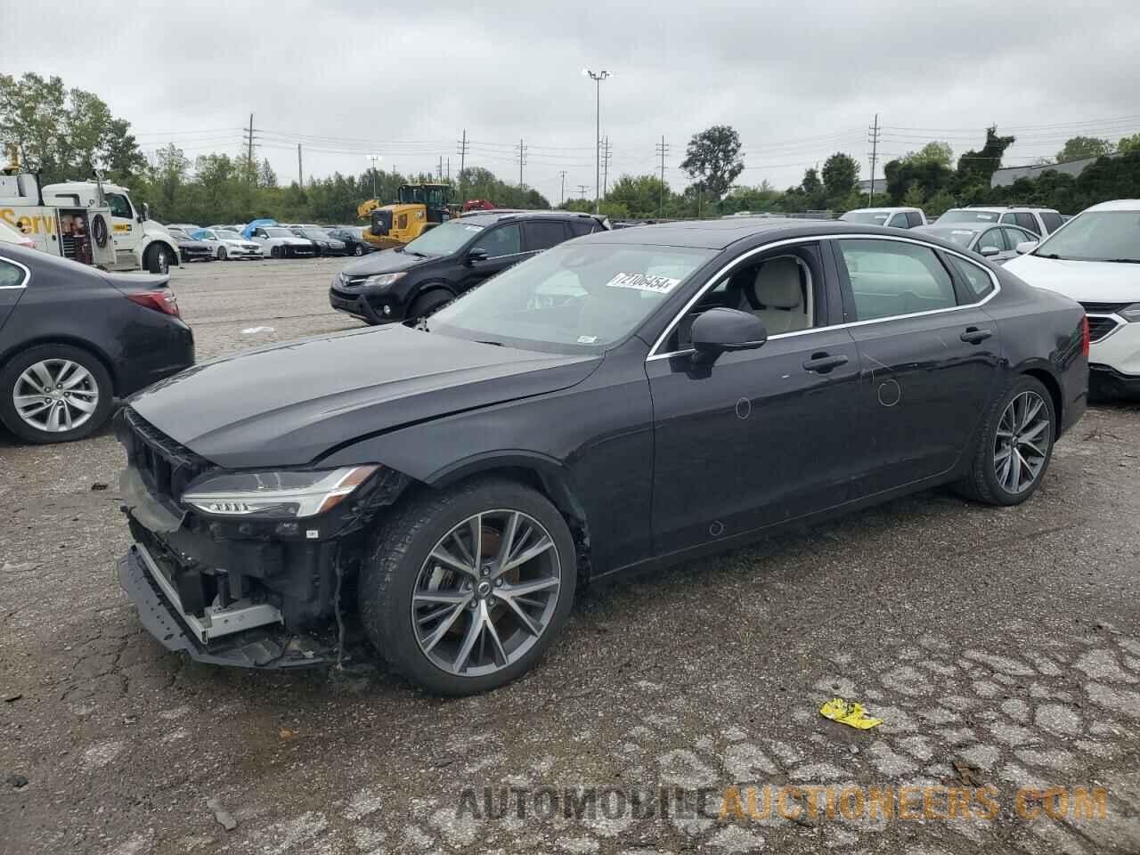 LVY982AK5JP019236 VOLVO S90 2018