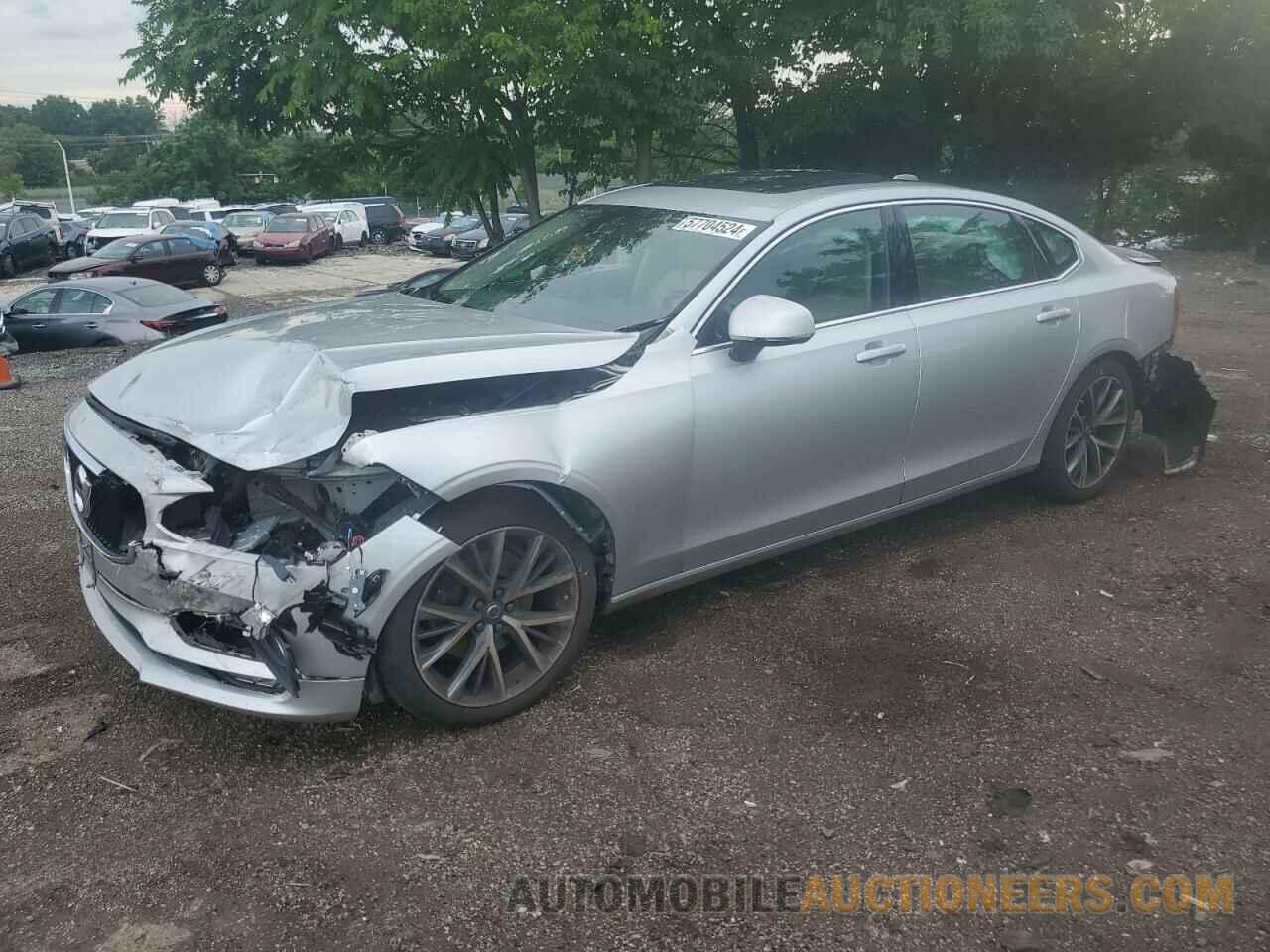 LVY982MK1JP033176 VOLVO S90 2018