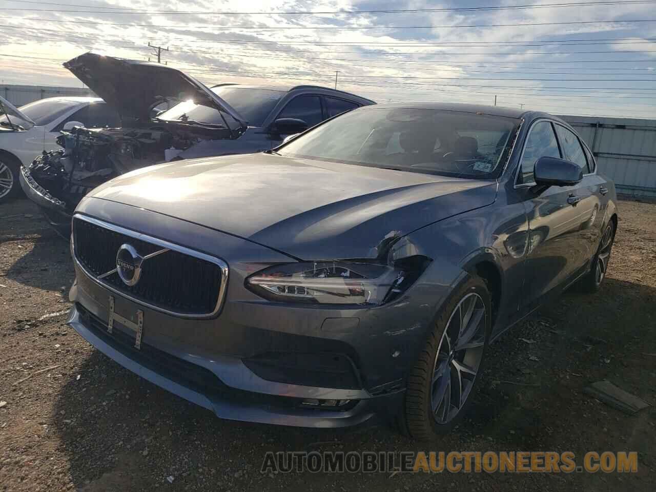 LVY982MK3JP021479 VOLVO S90 2018