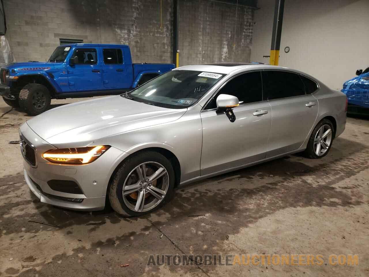 LVY982MKXJP024184 VOLVO S90 2018