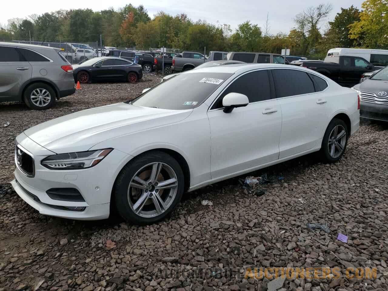 LVY982MKXJP027750 VOLVO S90 2018