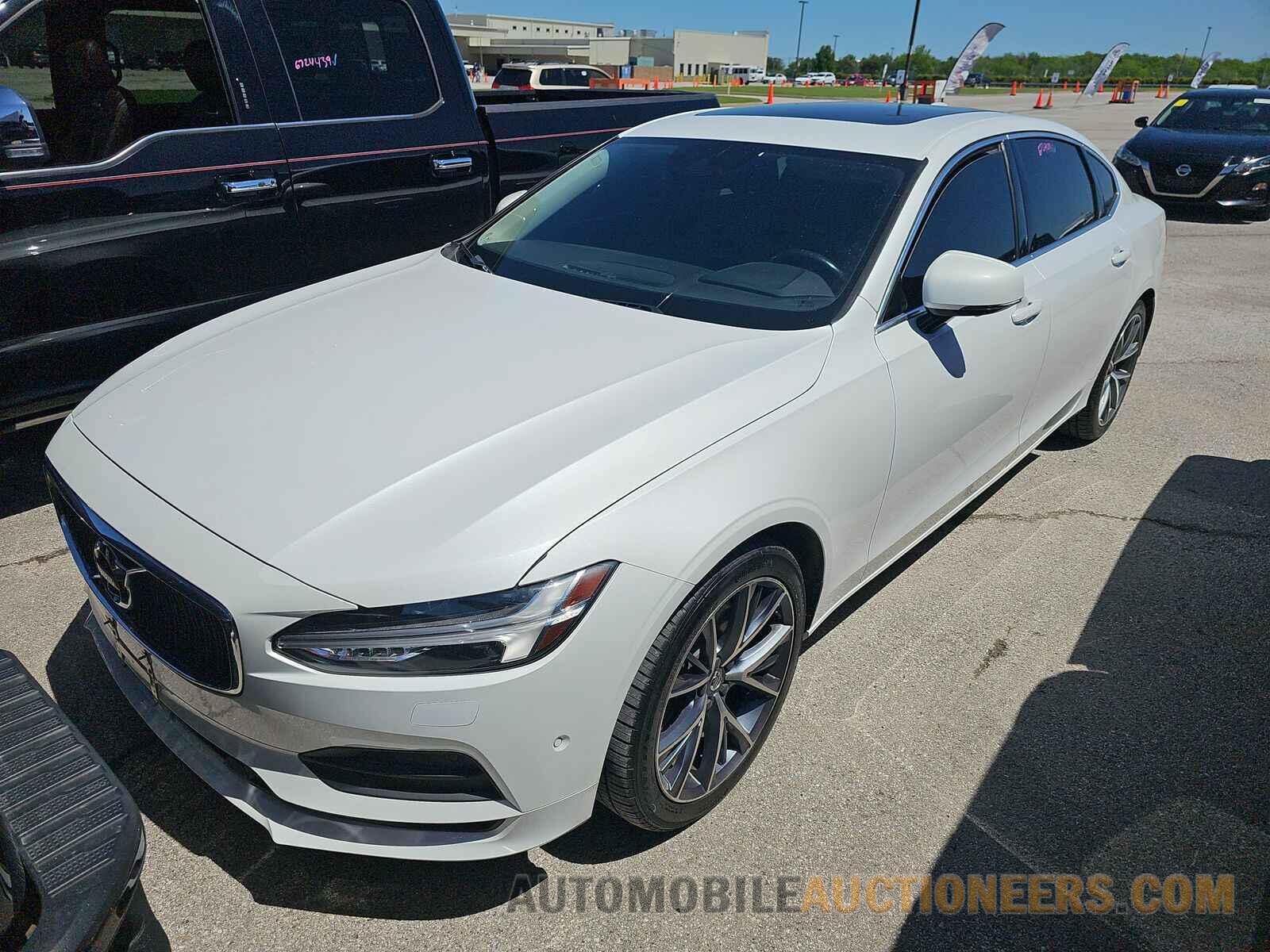 LVY992MK5JP024770 Volvo S90 2018