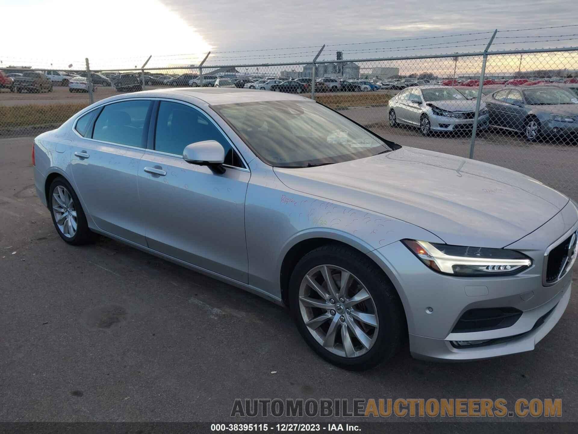 LVY992MKXJP020410 VOLVO S90 2018