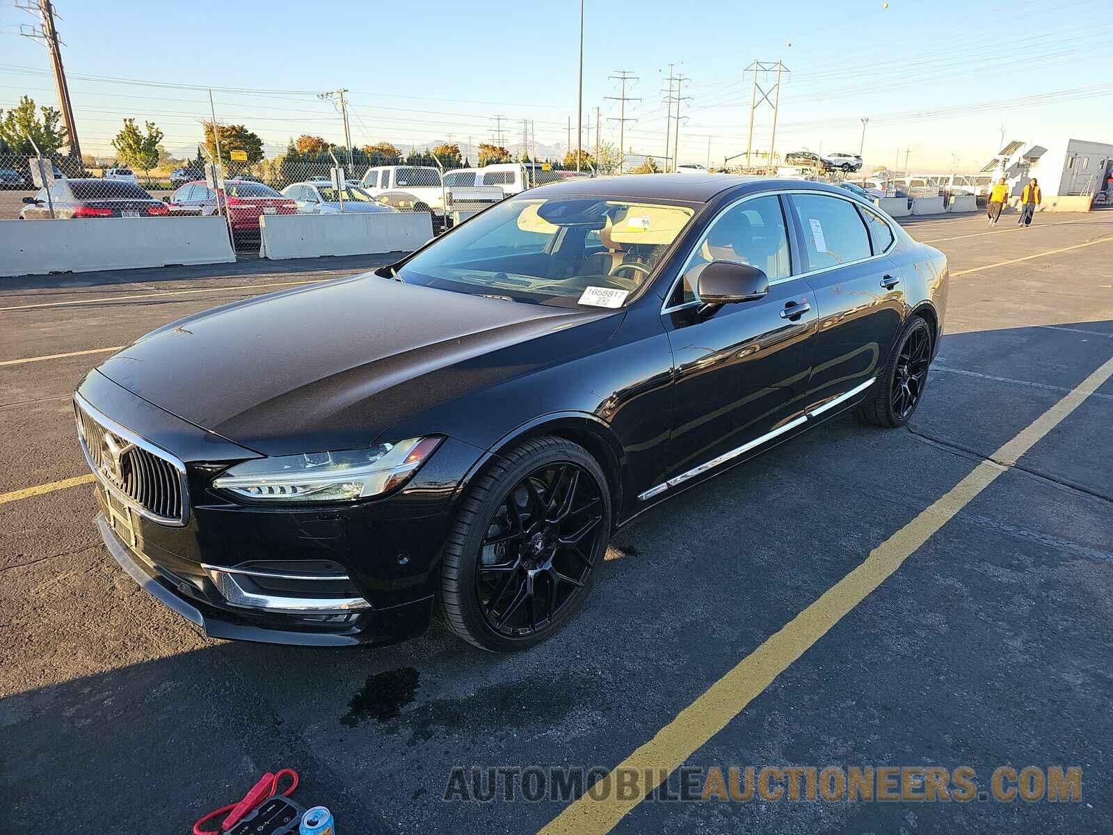 LVY992ML9JP004756 Volvo S90 2018