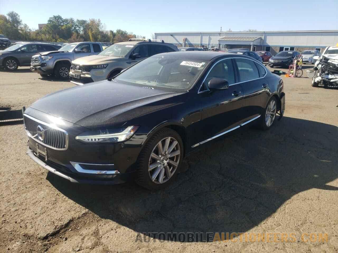 LVY992ML9JP005132 VOLVO S90 2018