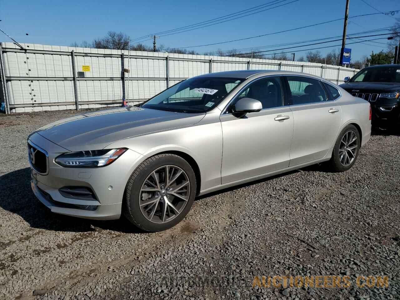 LVYA22MK8JP050555 VOLVO S90 2018