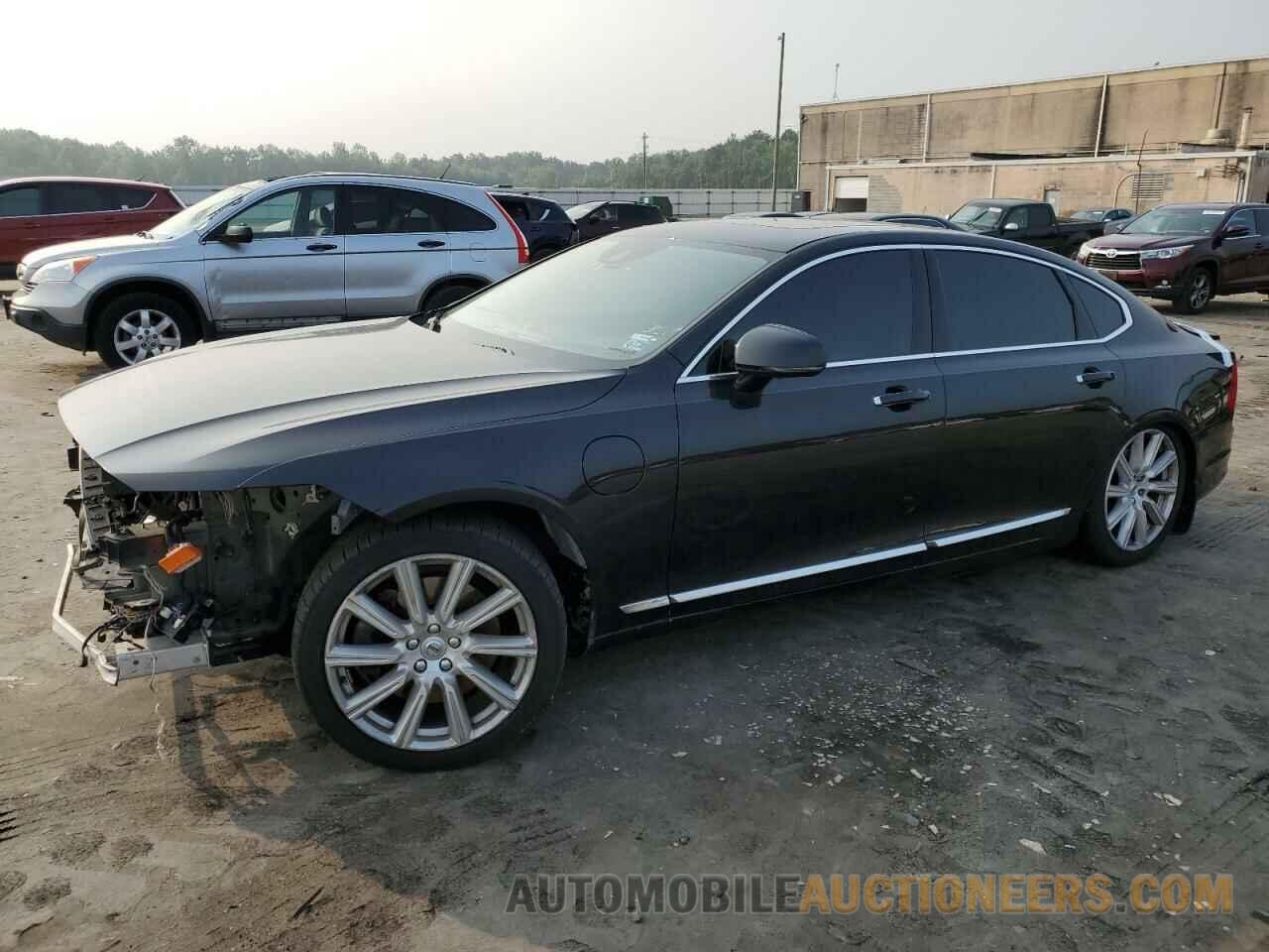 LVYBC0AL2JP029008 VOLVO S90 2018