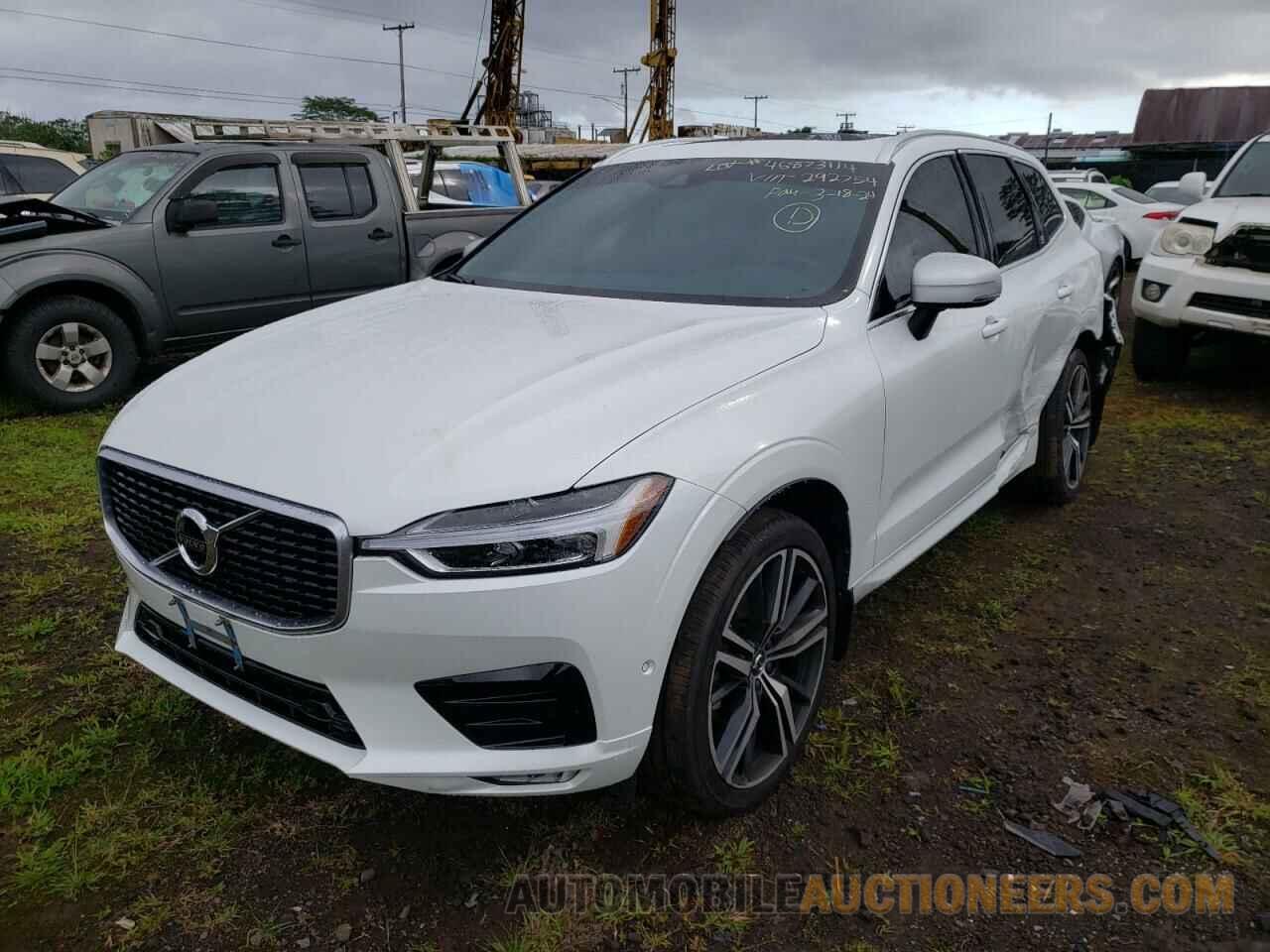 LYV102RM1KB292754 VOLVO XC60 2019